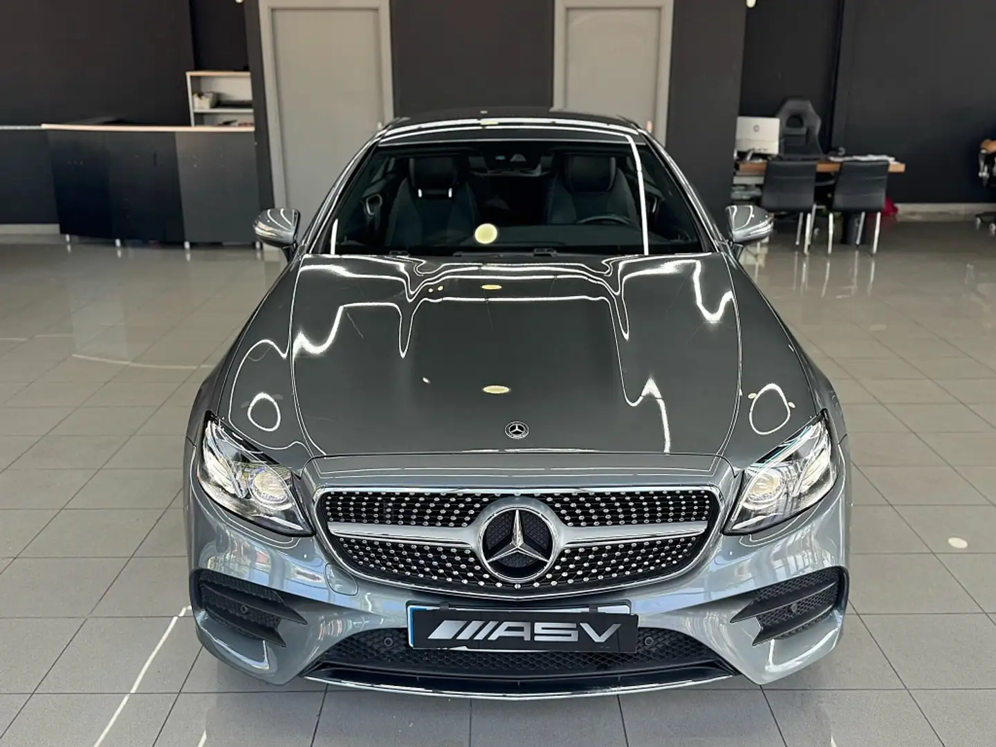 Mercedes-Benz E 220 Coupé 220d 9G-Tronic Gris - 2