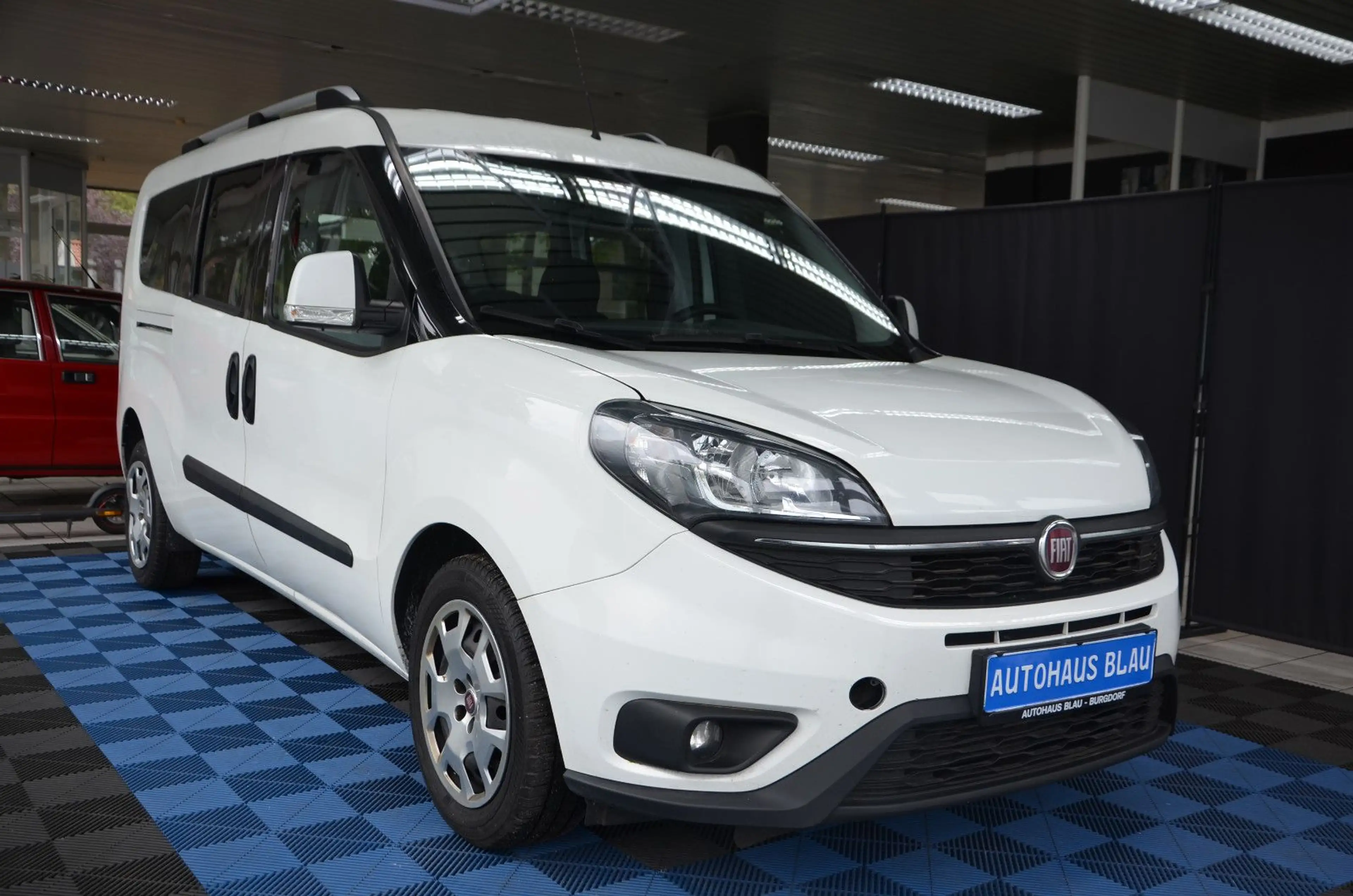 Fiat Doblo SX Maxi Kombi *5 SITZER*AHK*EXPORT*1.HAND! — photo 3