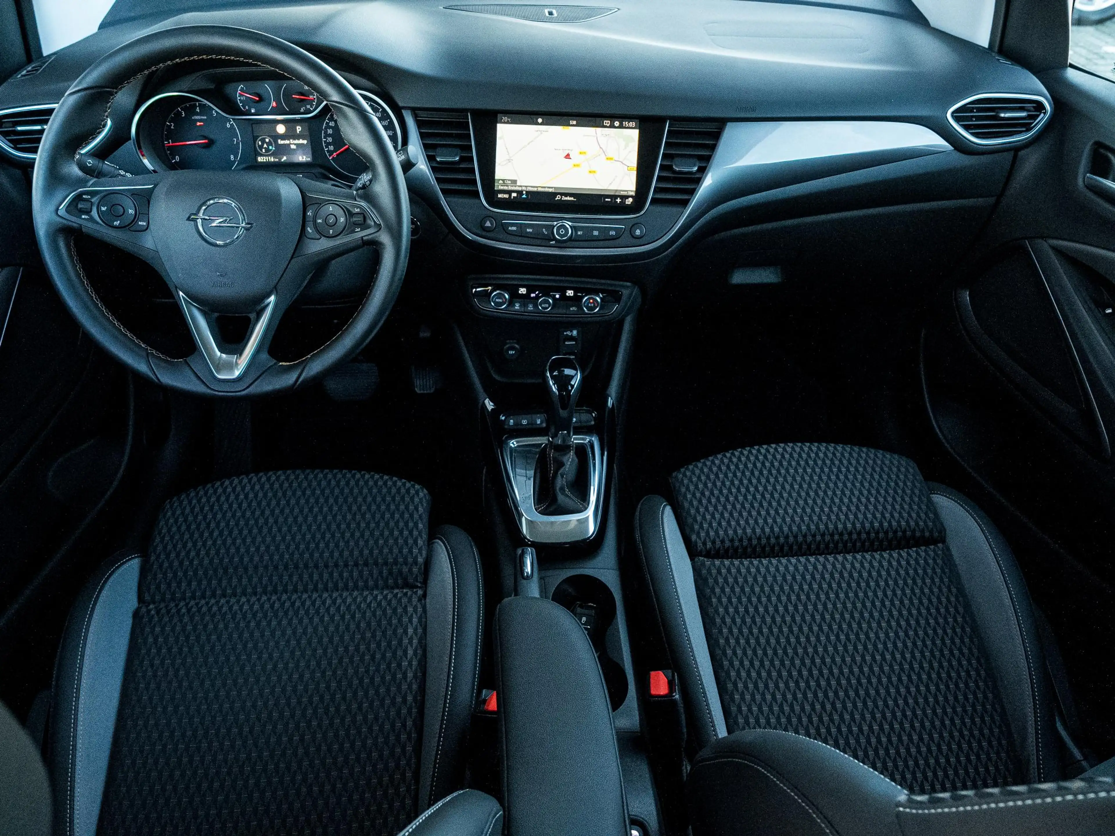 Opel Crossland X 1.2 Turbo Innovation | Navigatie | 22.000KM! | Par — photo 2