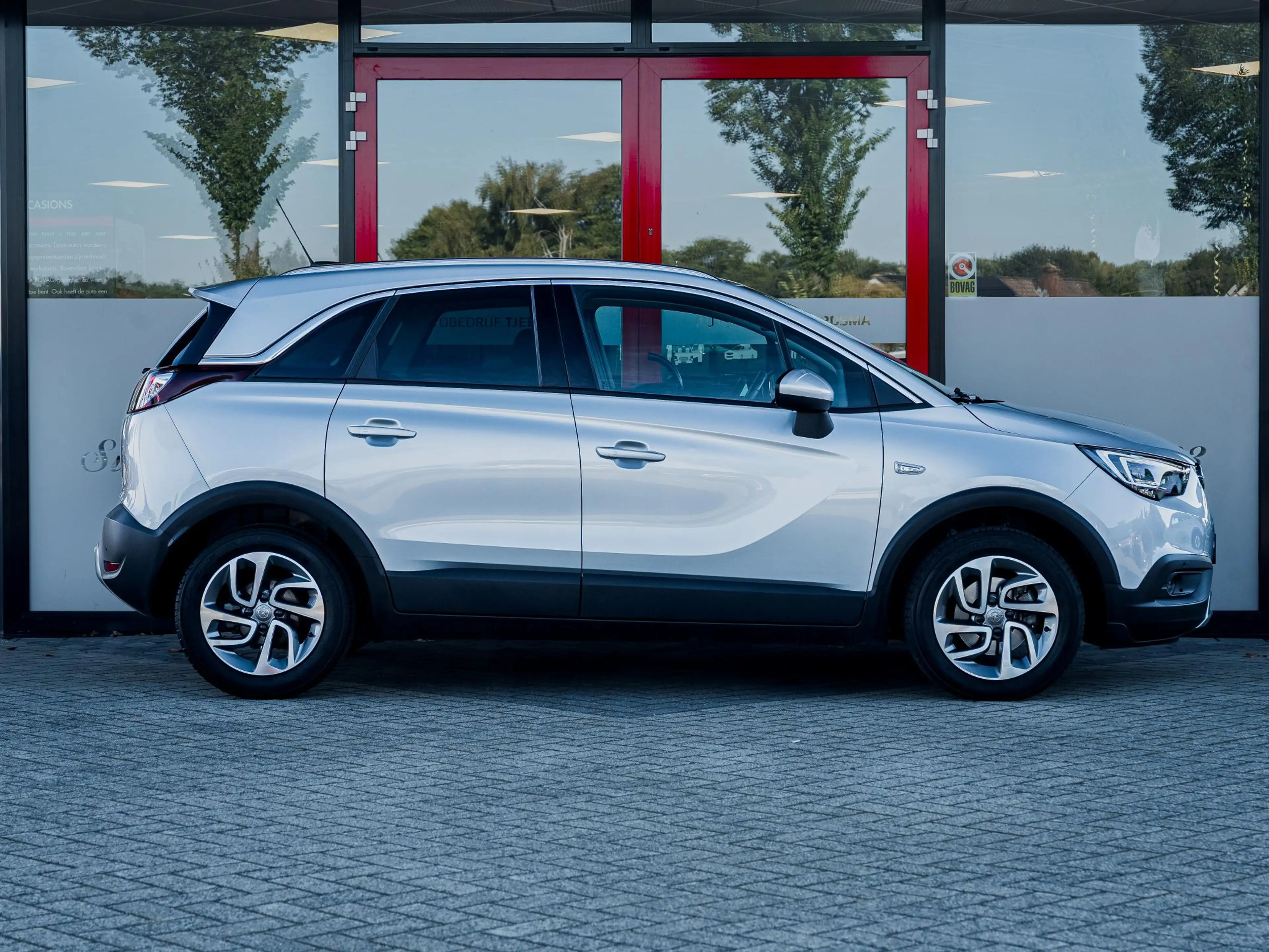 Opel Crossland X 1.2 Turbo Innovation | Navigatie | 22.000KM! | Par — photo 11