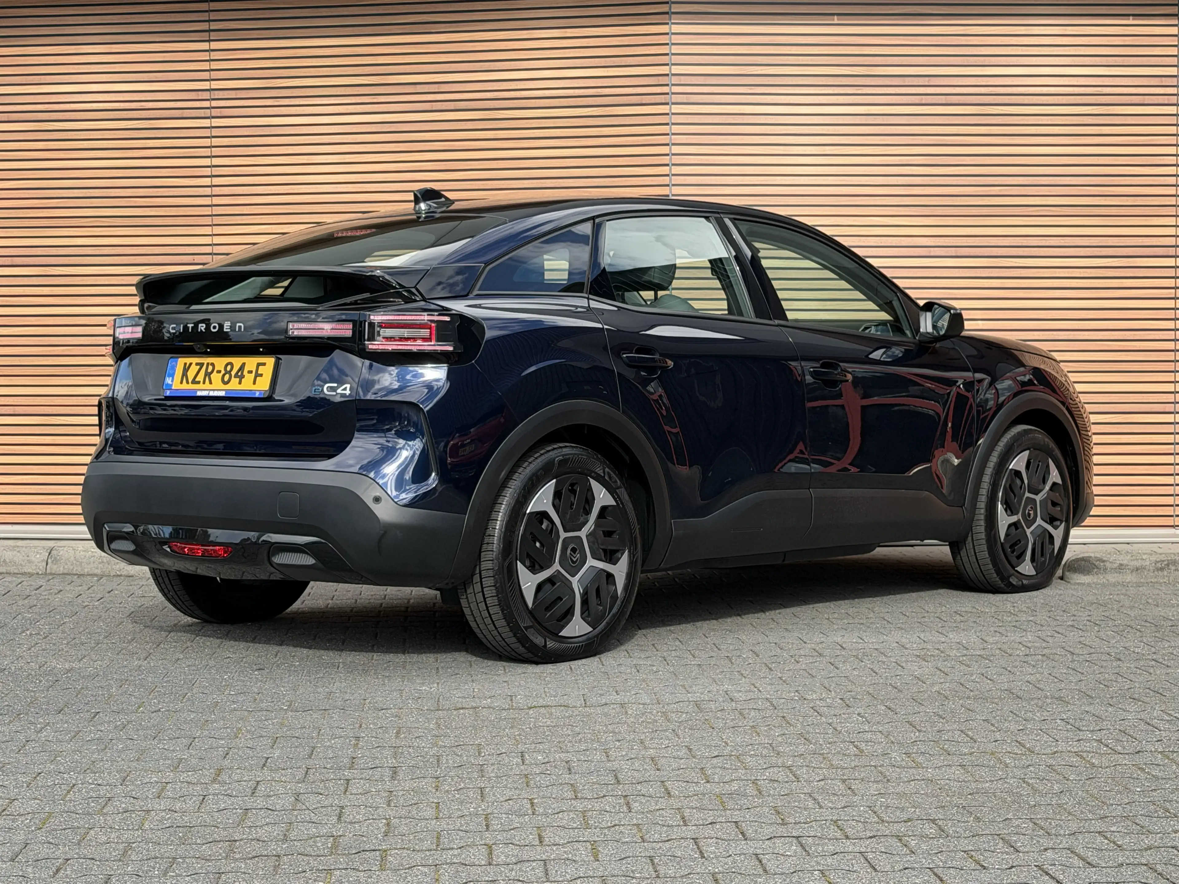 Citroen E-C4 Electric You 136pk Standard range 50 kWh — photo 3