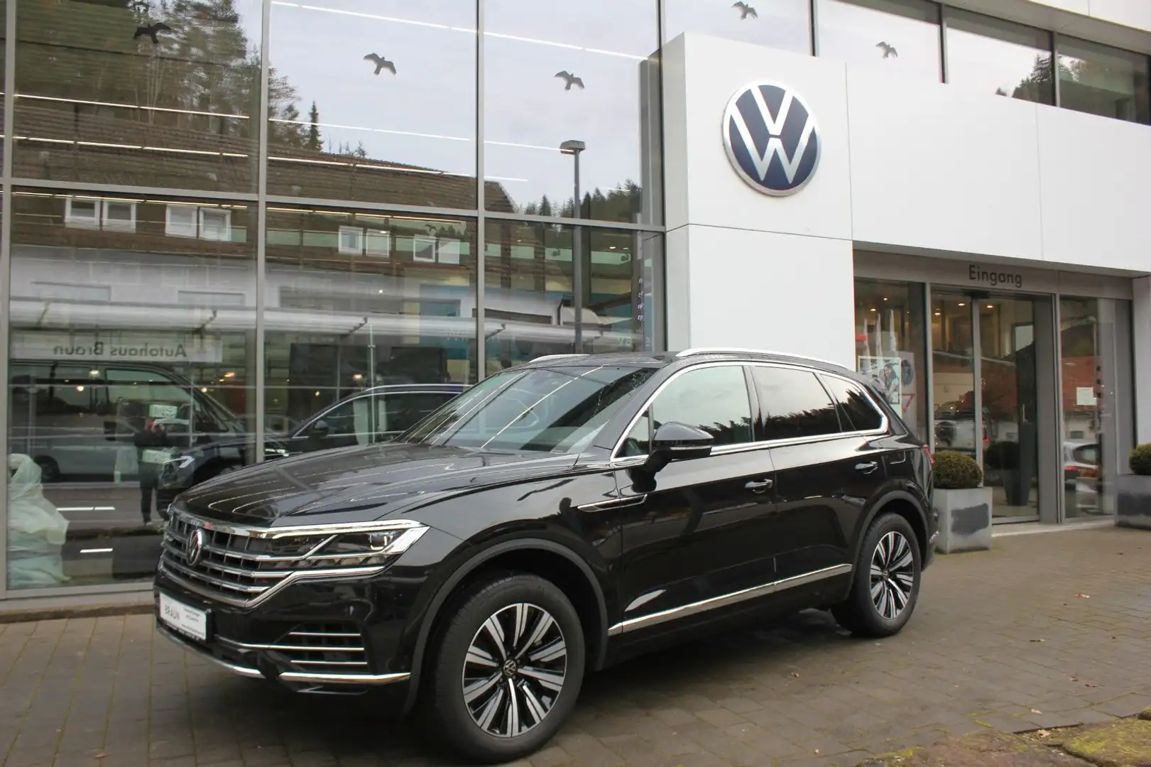 Volkswagen Touareg Elegance 3.0V6 TSI 4Motion eHybrid Autom Schwarz - 1