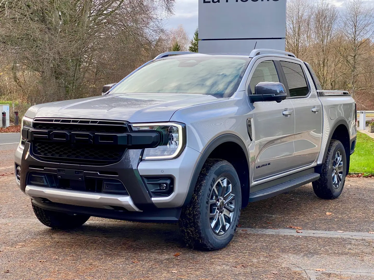 Ford Ranger WILDTRAK 3.0L V6 240CH A10 + Volet Elec Gris - 2