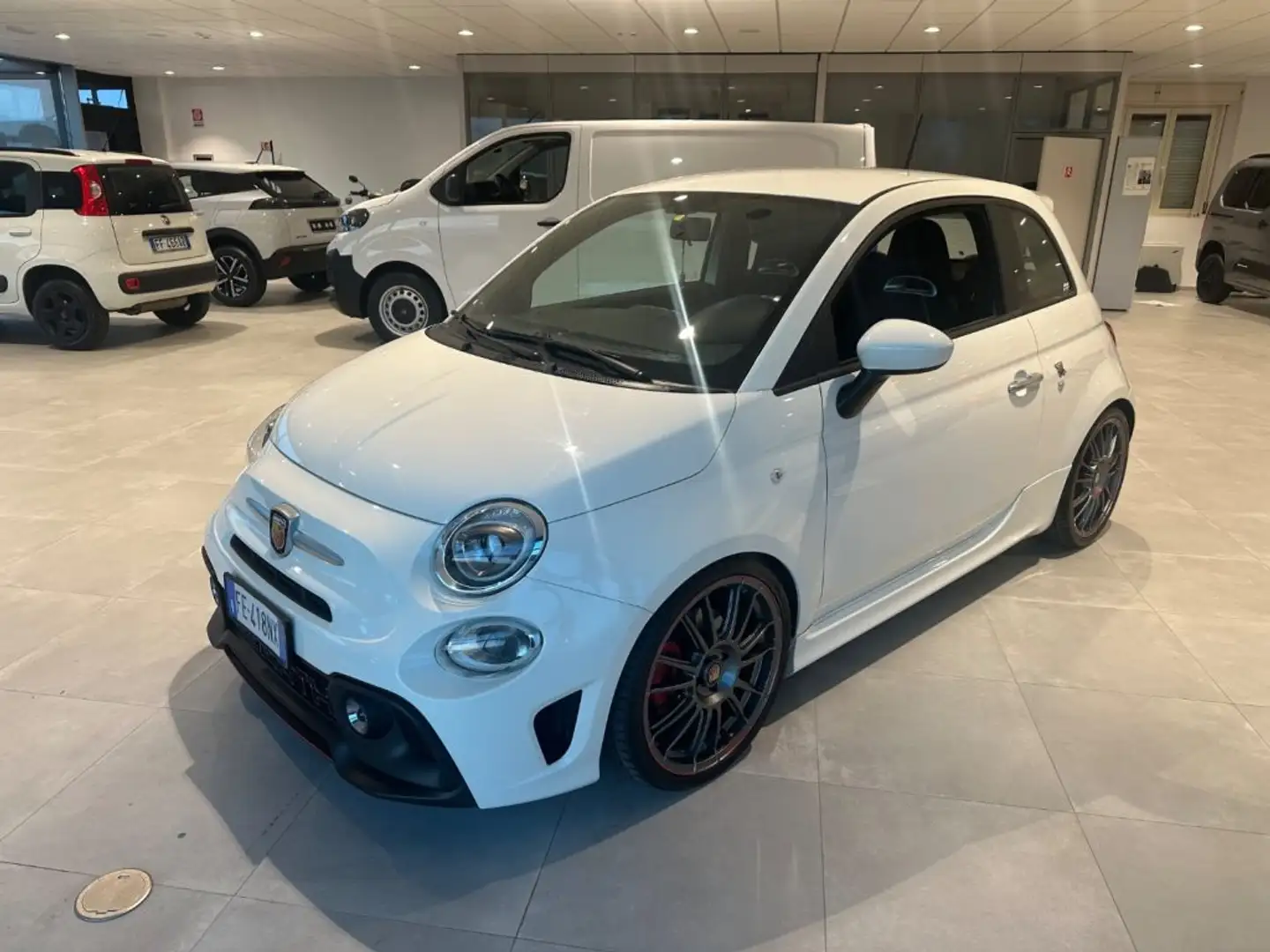 Abarth 595 1.4 Turbo T-Jet 145 CV Wit - 1