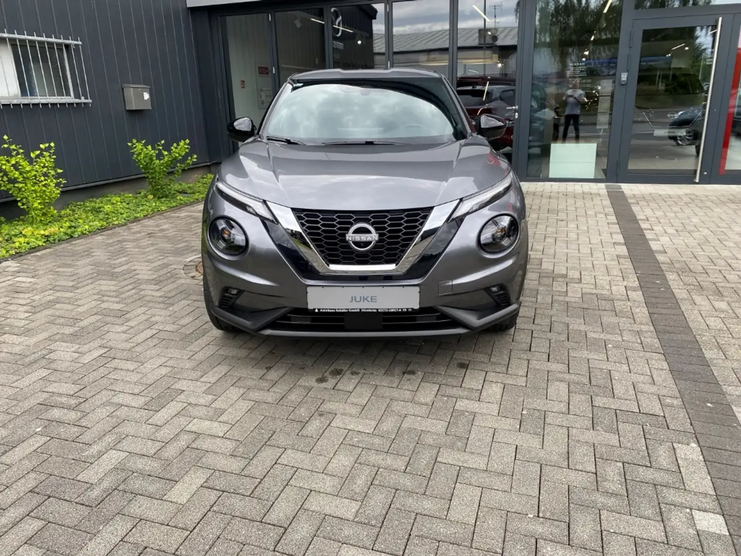 Nissan Juke TEKNA 1.0 DIG-T 114PS 7DCT Bose BFS Navi Leder dig Gris - 2