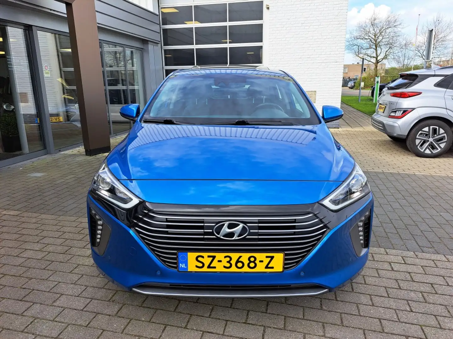 Hyundai IONIQ 1.6 GDi Premium Azul - 2