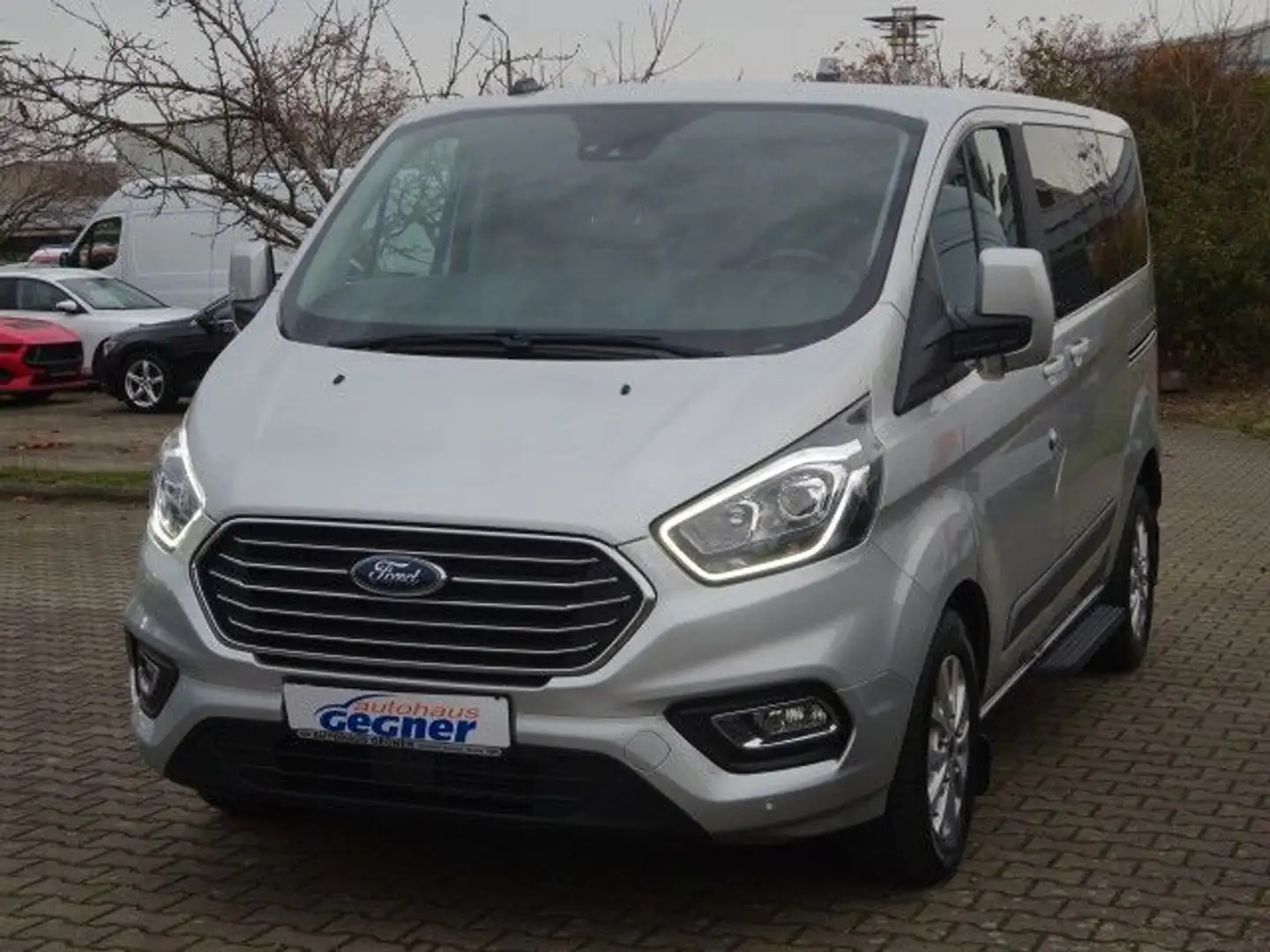 Ford Tourneo Custom 130PS Autm. Trend AHK Kamera Argent - 2