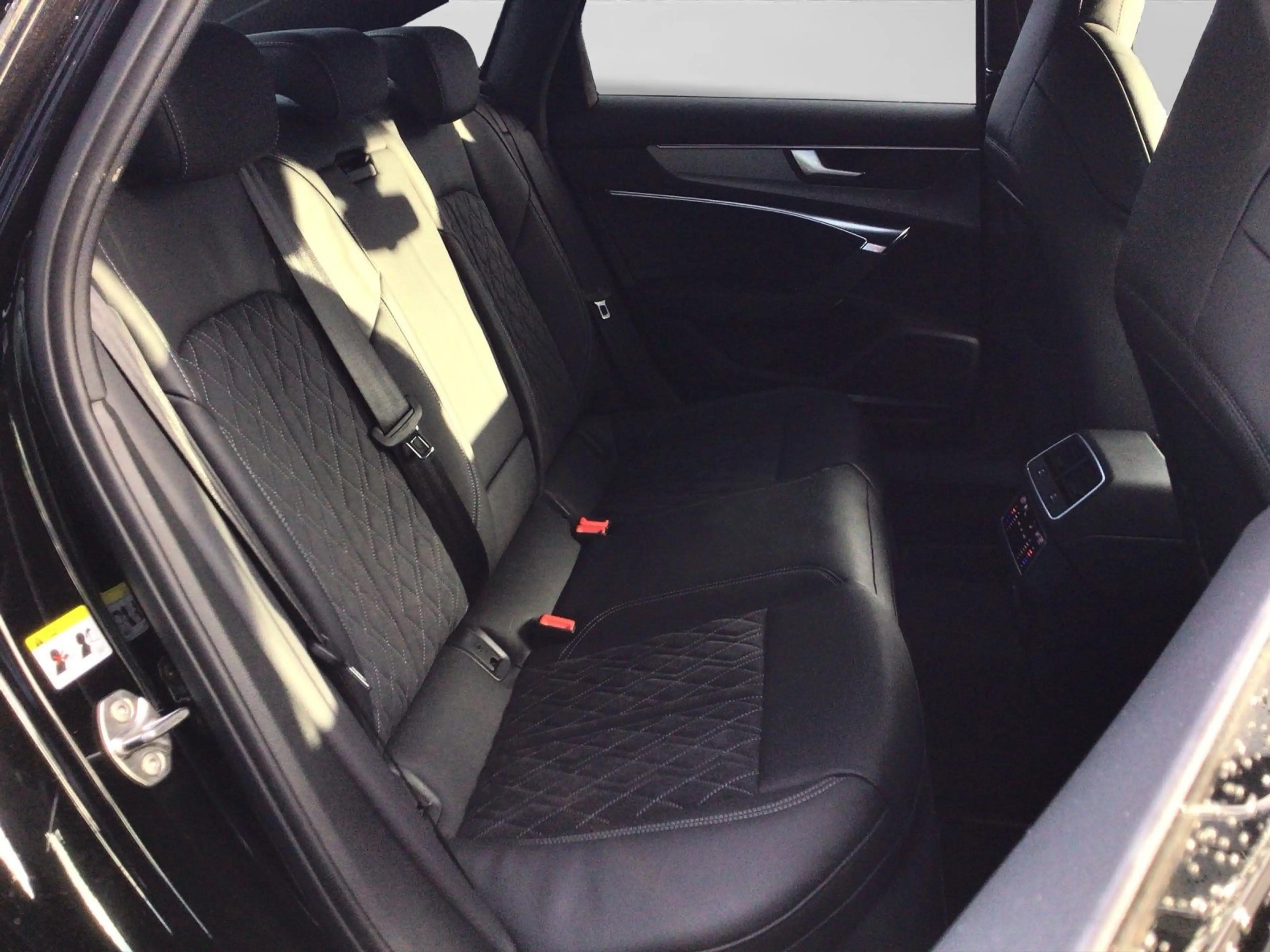 Audi S6 TDI Q LM20 KAMERA S-SITZE BuO — photo 6