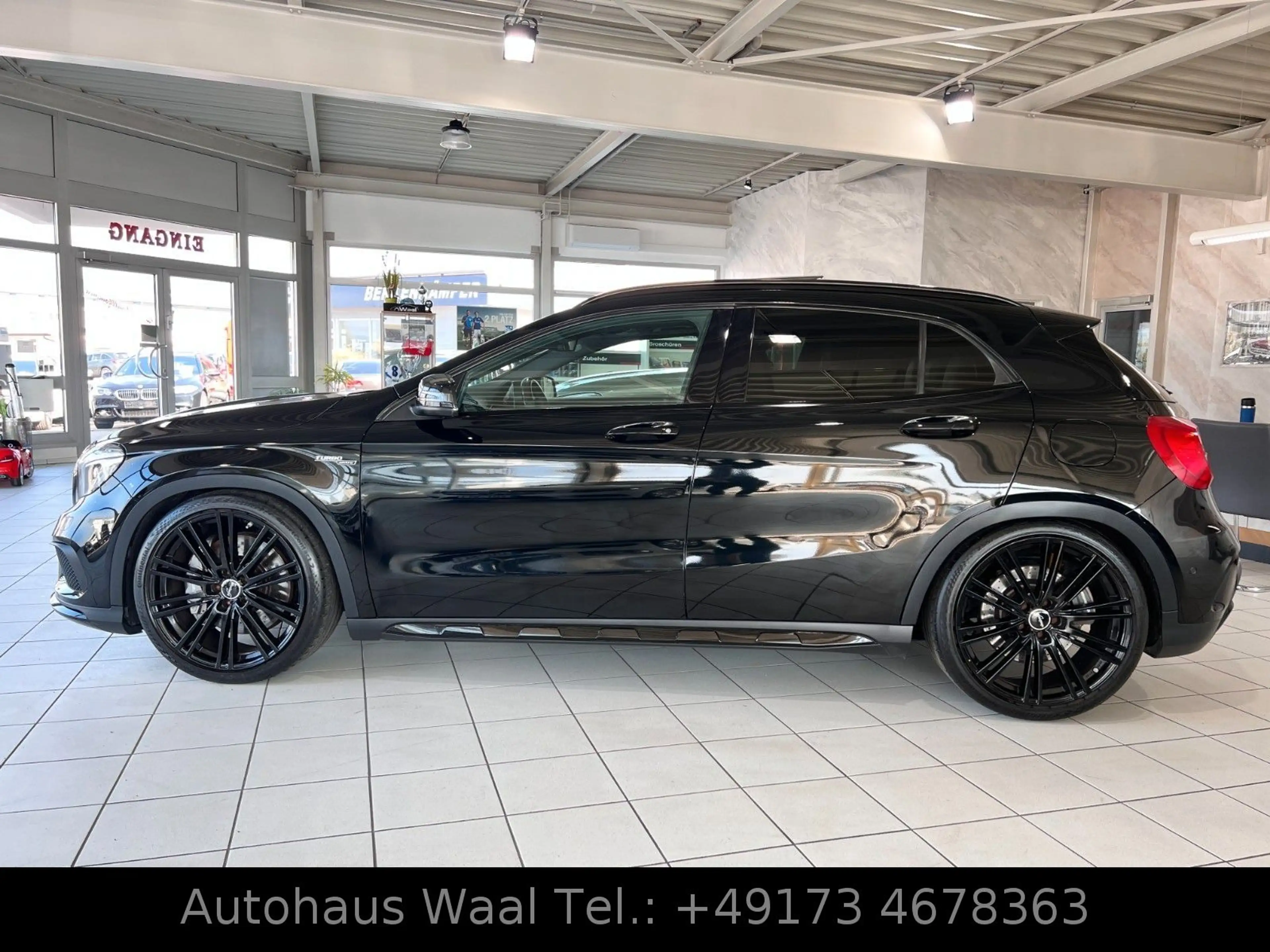 Mercedes-Benz GLA 45 AMG 4M | H/K | PANO | MEMORY | KAMERA — photo 7