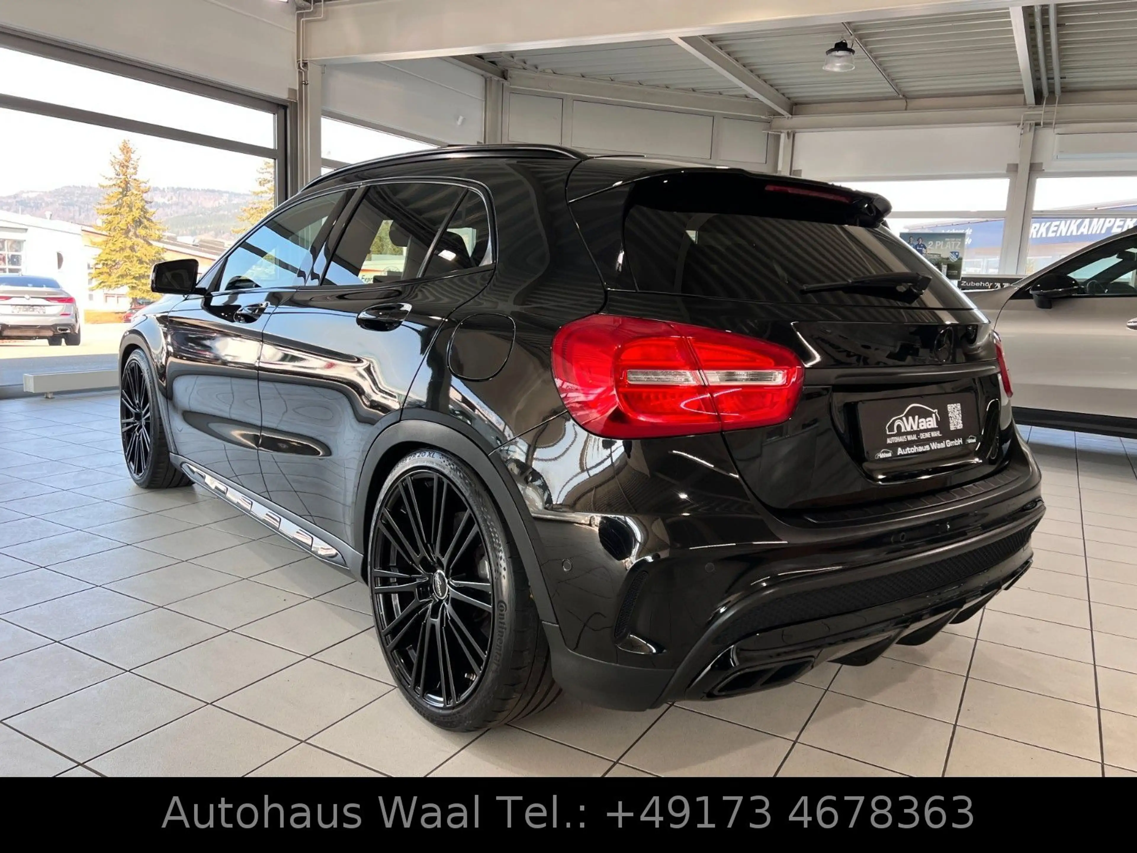 Mercedes-Benz GLA 45 AMG 4M | H/K | PANO | MEMORY | KAMERA — photo 6