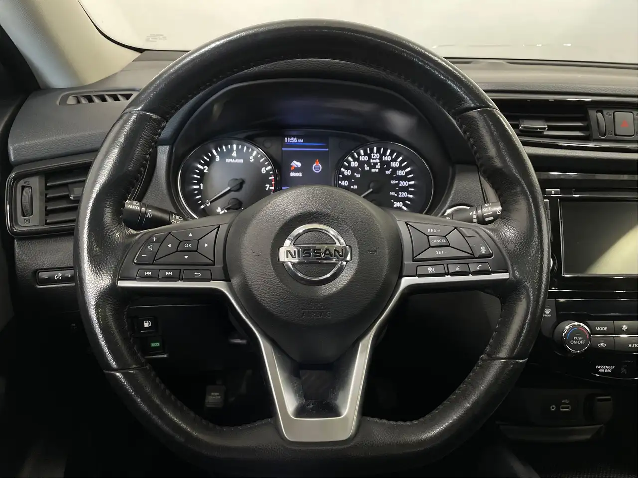 Nissan Rogue photo Nissan Rogue