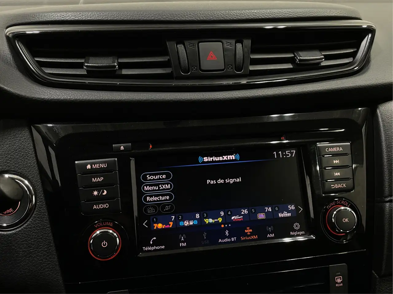 Nissan Rogue photo Nissan Rogue
