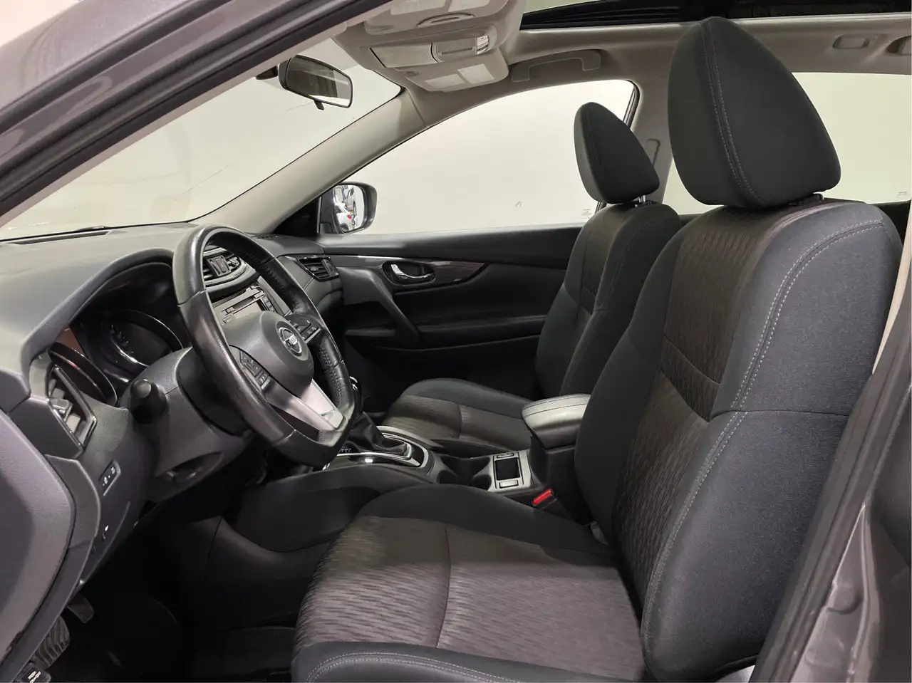 Nissan Rogue photo Nissan Rogue