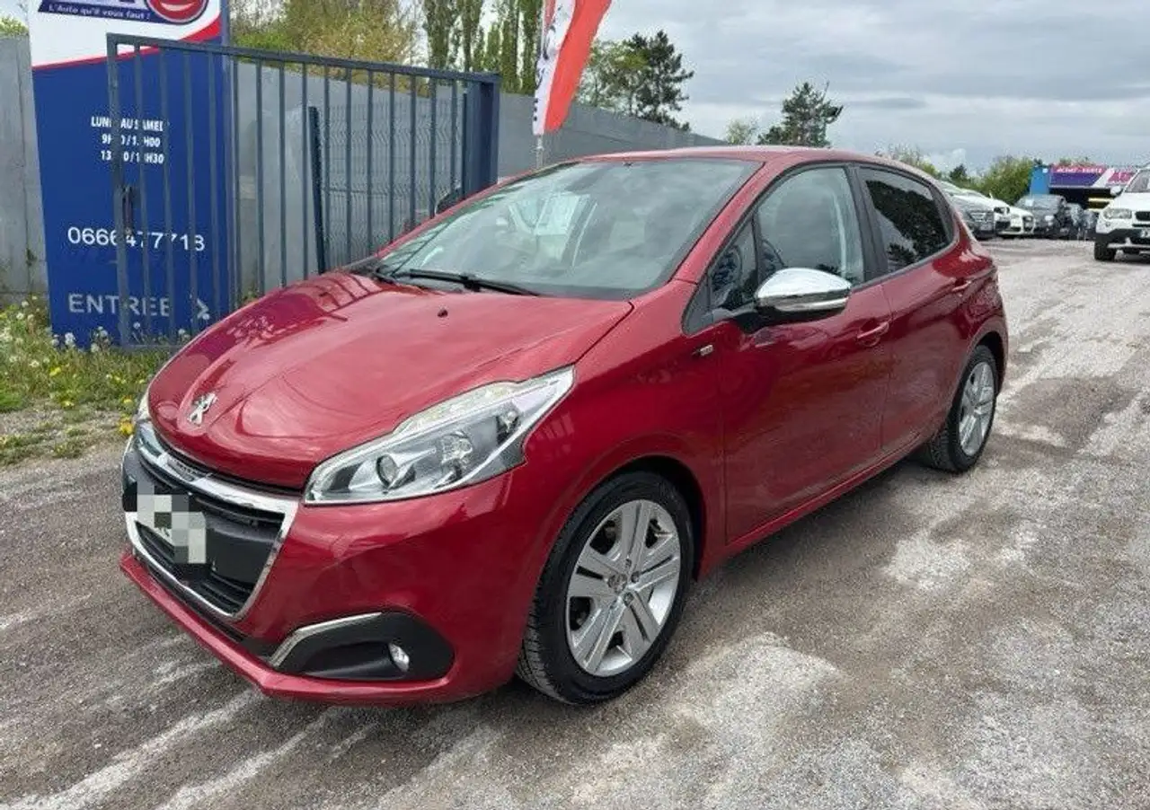 Peugeot 208 Magnifique en 1,6 hdi 75 cv gps Bluetoot
