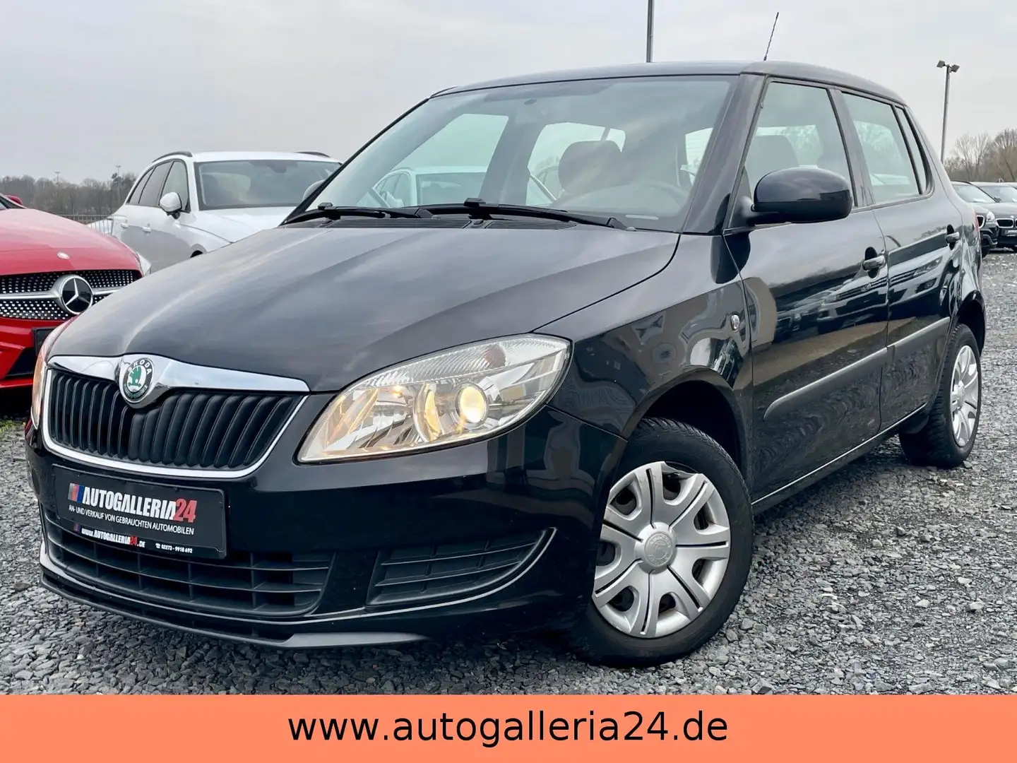 Skoda Fabia Ambition 1.2 Klima TÜV 01/2025 AllWetter crna - 1