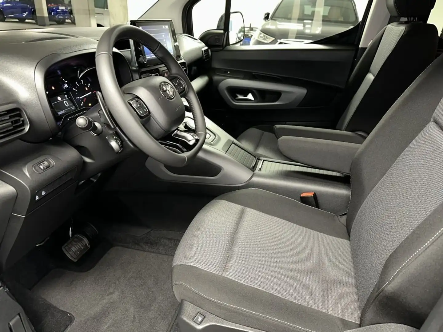 Toyota Proace City Verso 1.5D 130 CV S&S Long A/T Gris - 1