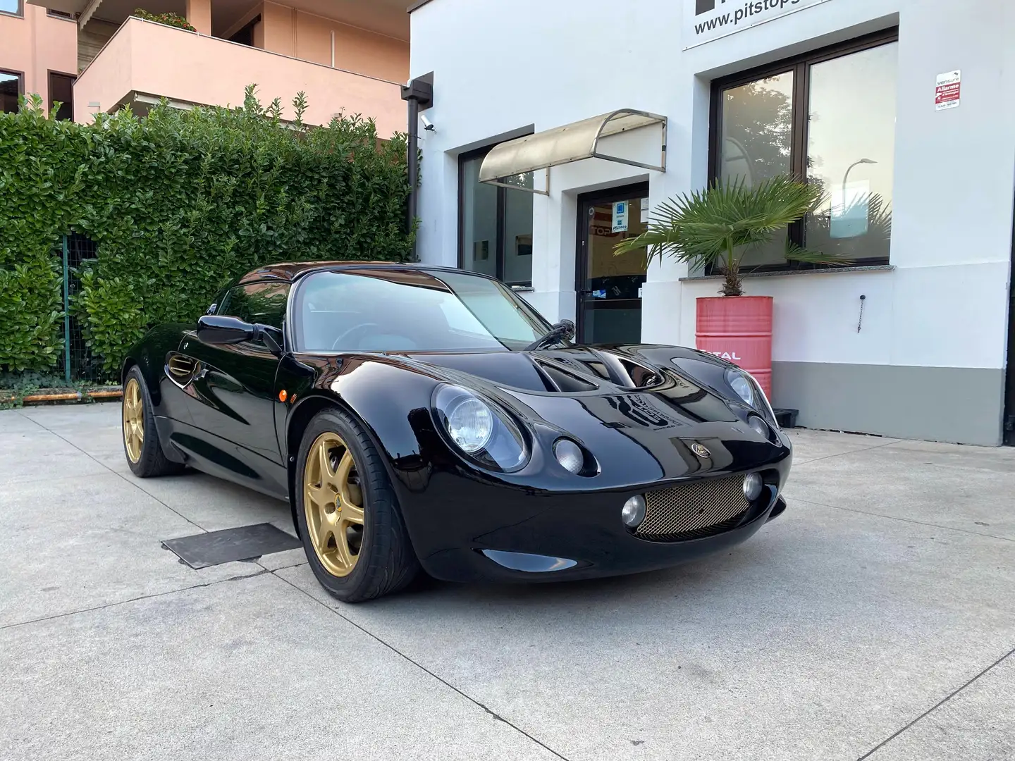 Lotus Elise Elise S1 Type 79 - John Player Special - 1st of 38 Schwarz - 2