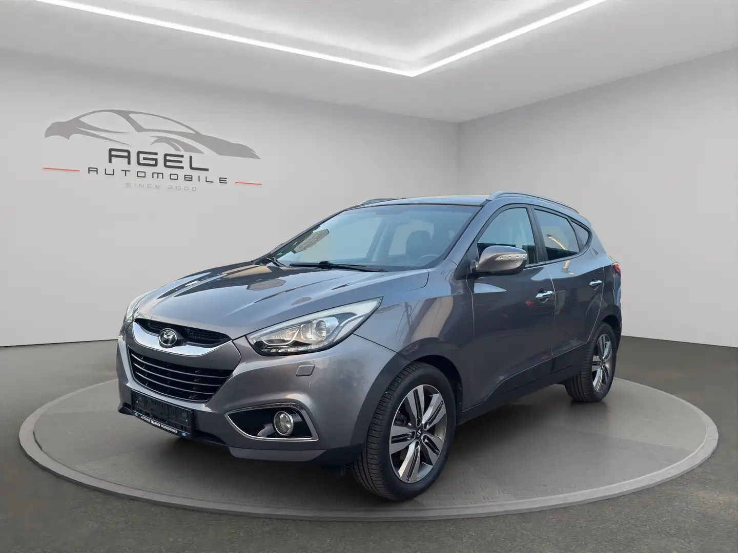 Hyundai iX35 Style AWD*Kamera*LMF*Navi*Klimaauto.*AHK* Gris - 1
