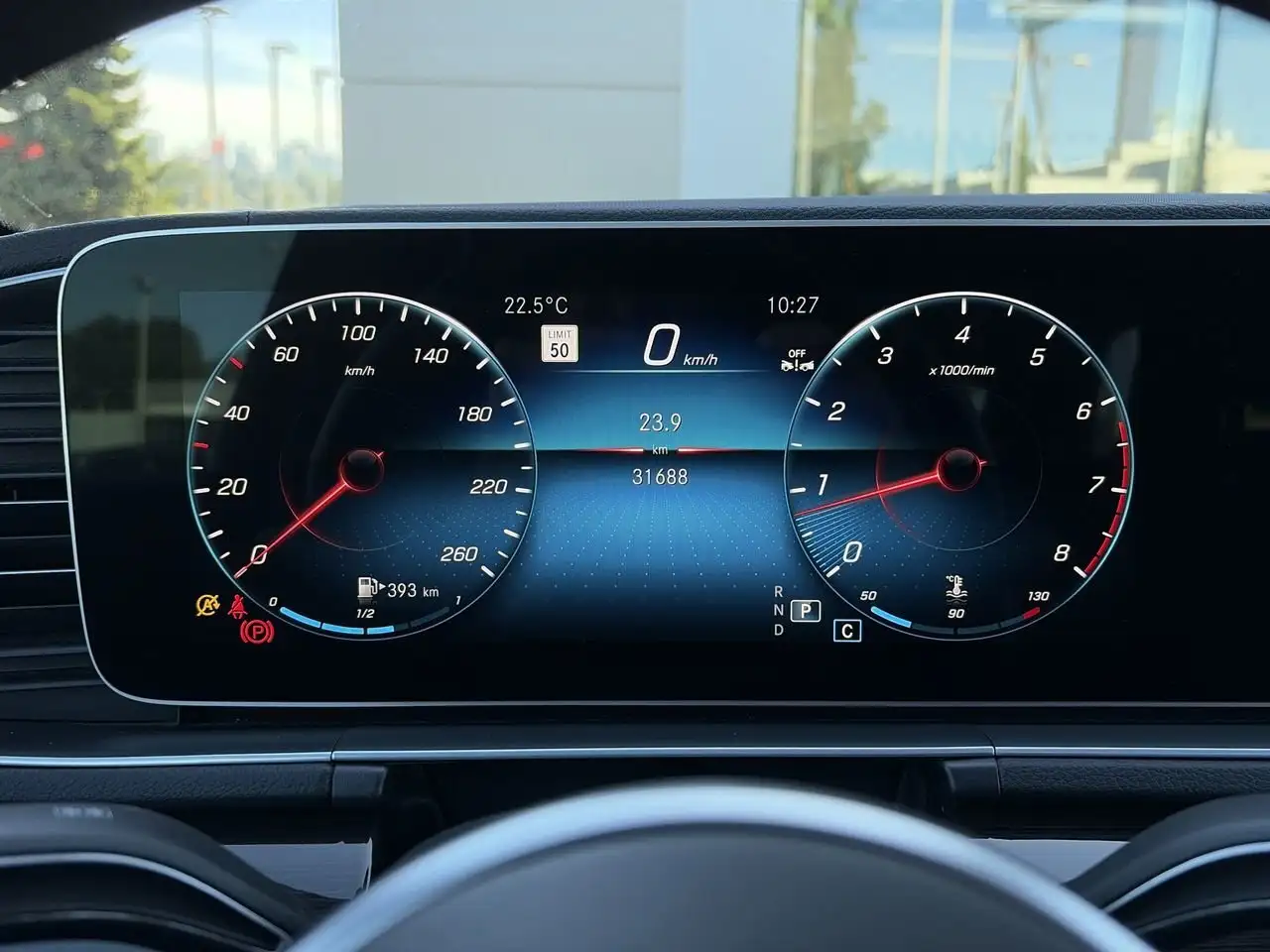 Mercedes-Benz GLE снимка Mercedes-Benz GLE