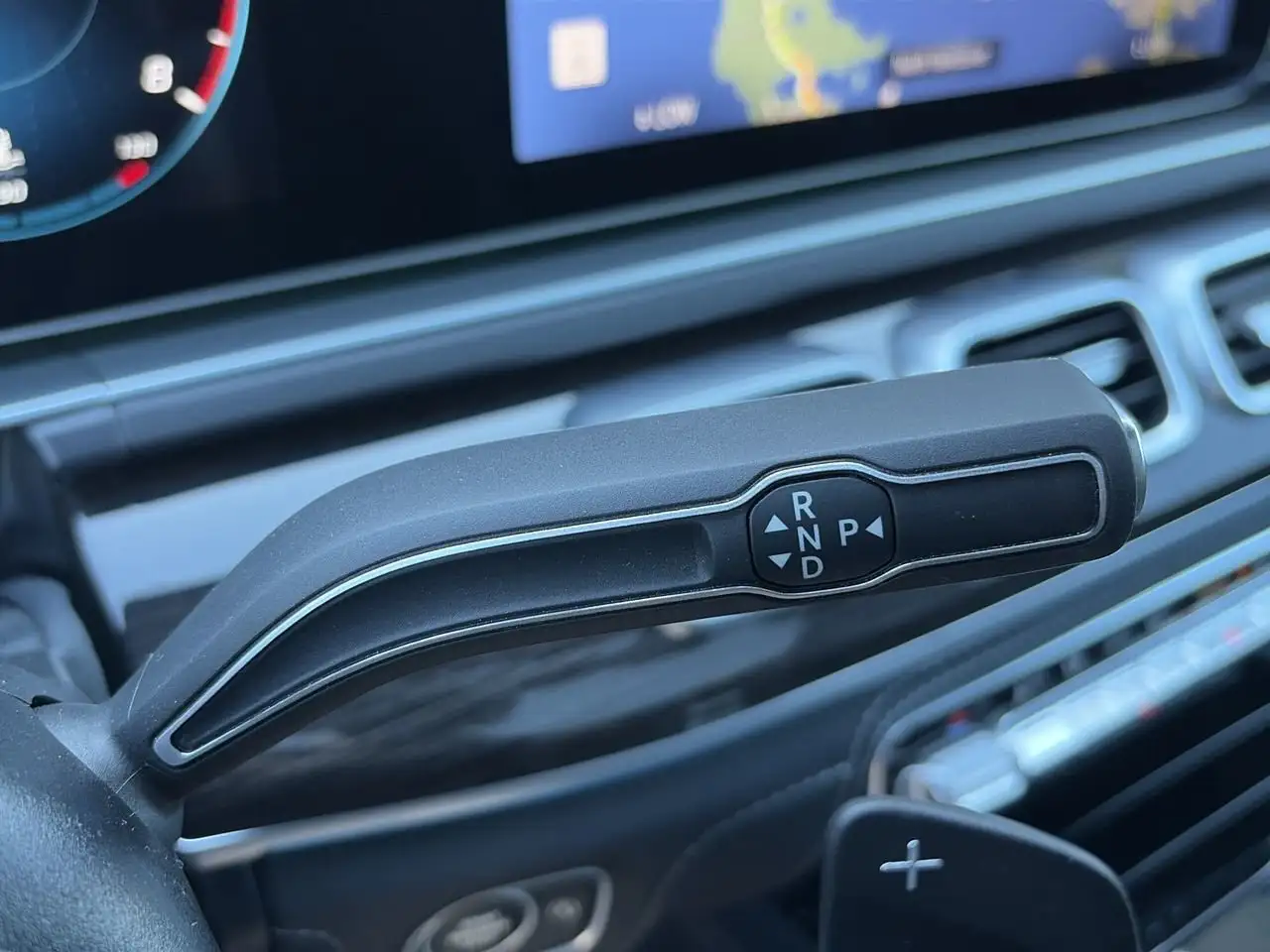 Mercedes-Benz GLE снимка Mercedes-Benz GLE
