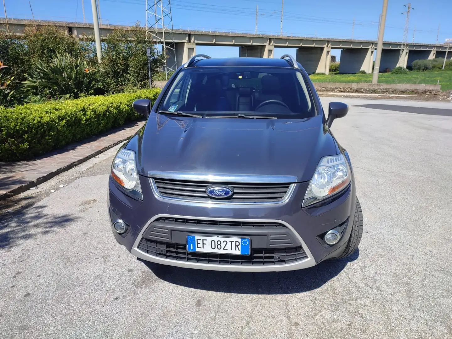 Ford Kuga 2.0 tdci Titanium 4wd 163cv auto Schwarz - 1