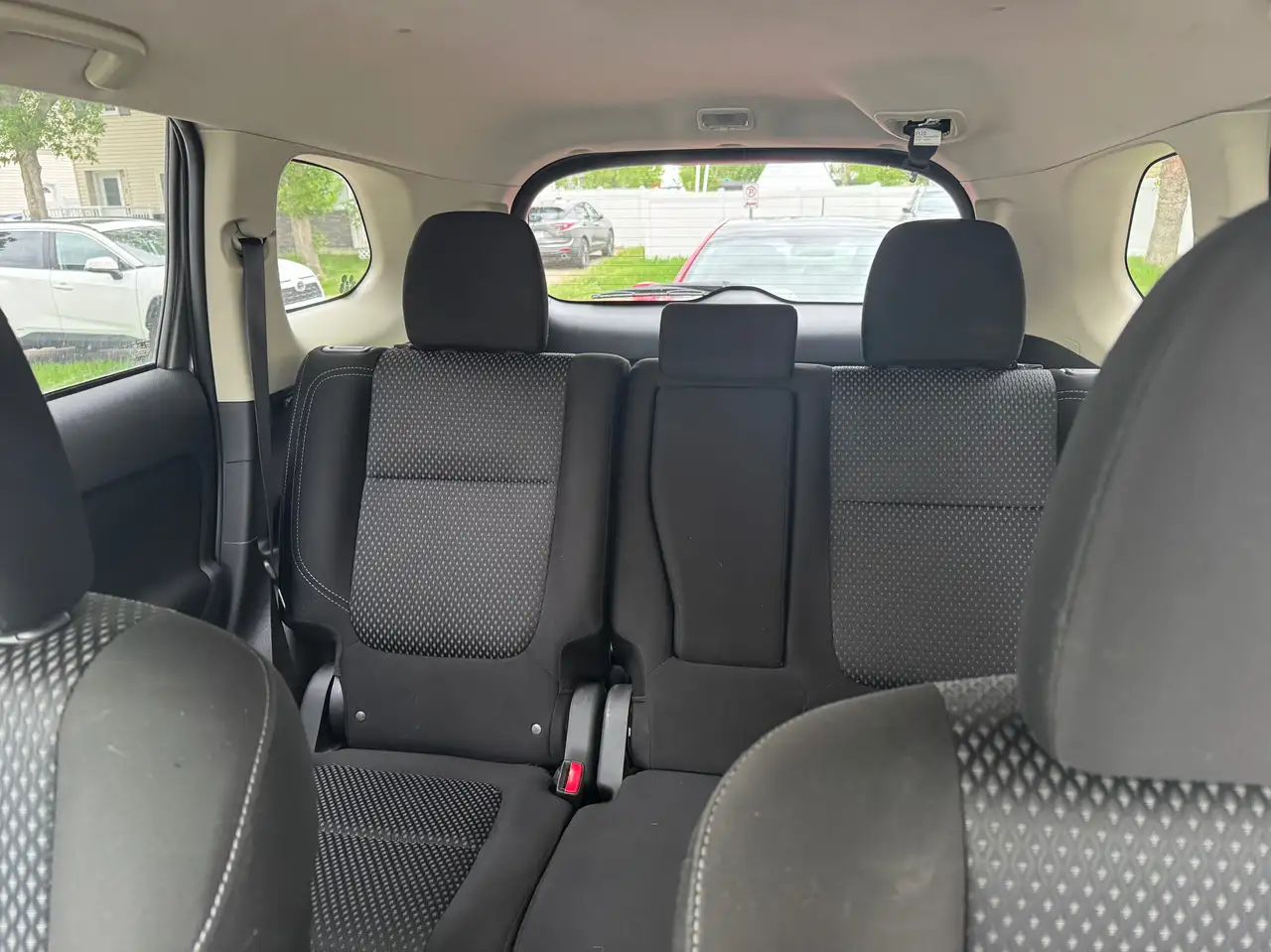 Mitsubishi Outlander снимка Mitsubishi Outlander