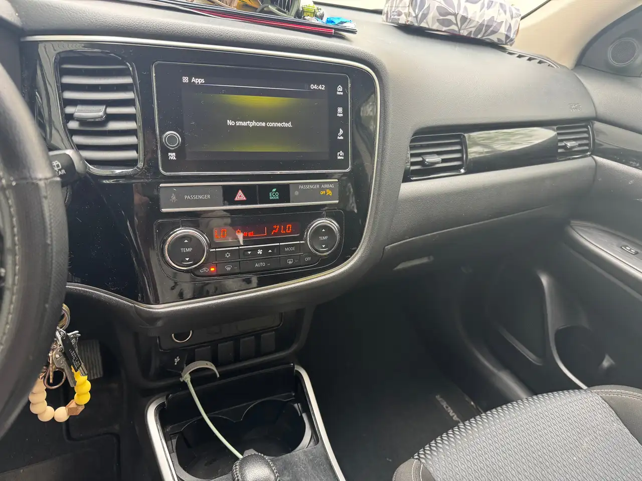 Mitsubishi Outlander снимка Mitsubishi Outlander