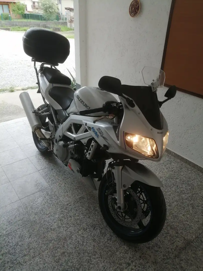 Suzuki SV 1000 S Plateado - 2