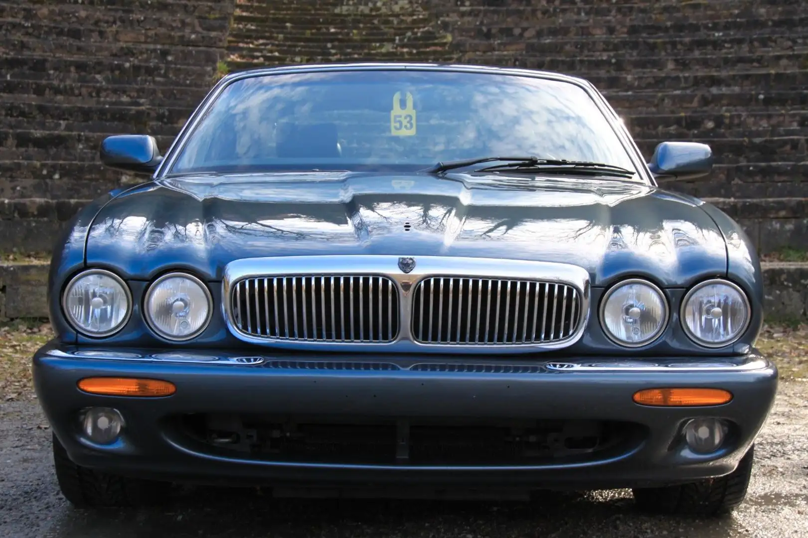 Jaguar XJR Top gepflegter XJR mit Chrome 2 Jahre Garantie Szary - 1