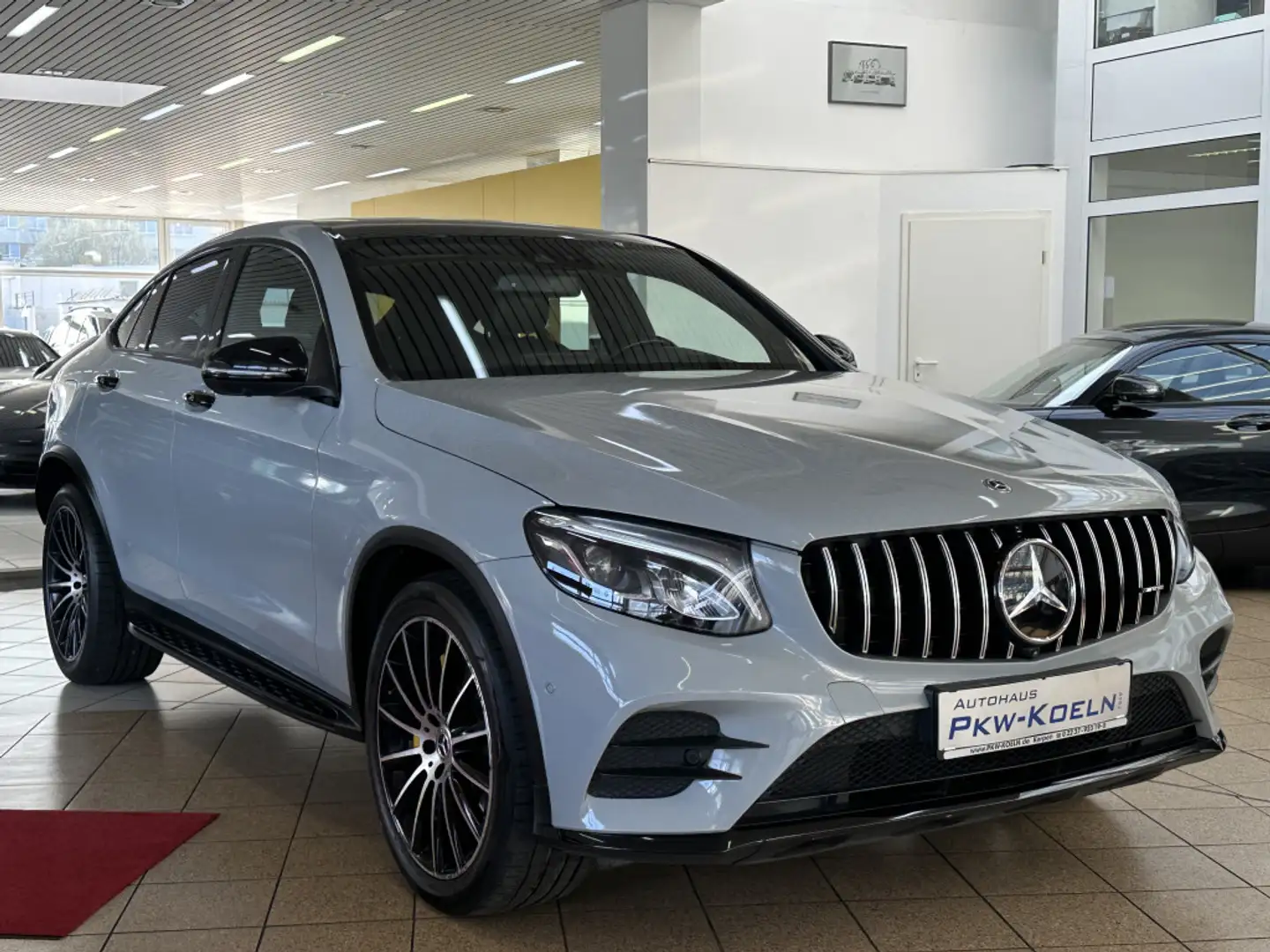 Mercedes-Benz GLC 220 d 4Matic*AMG-LiNE*COMAND*360*LED*SOUND* Argento - 2