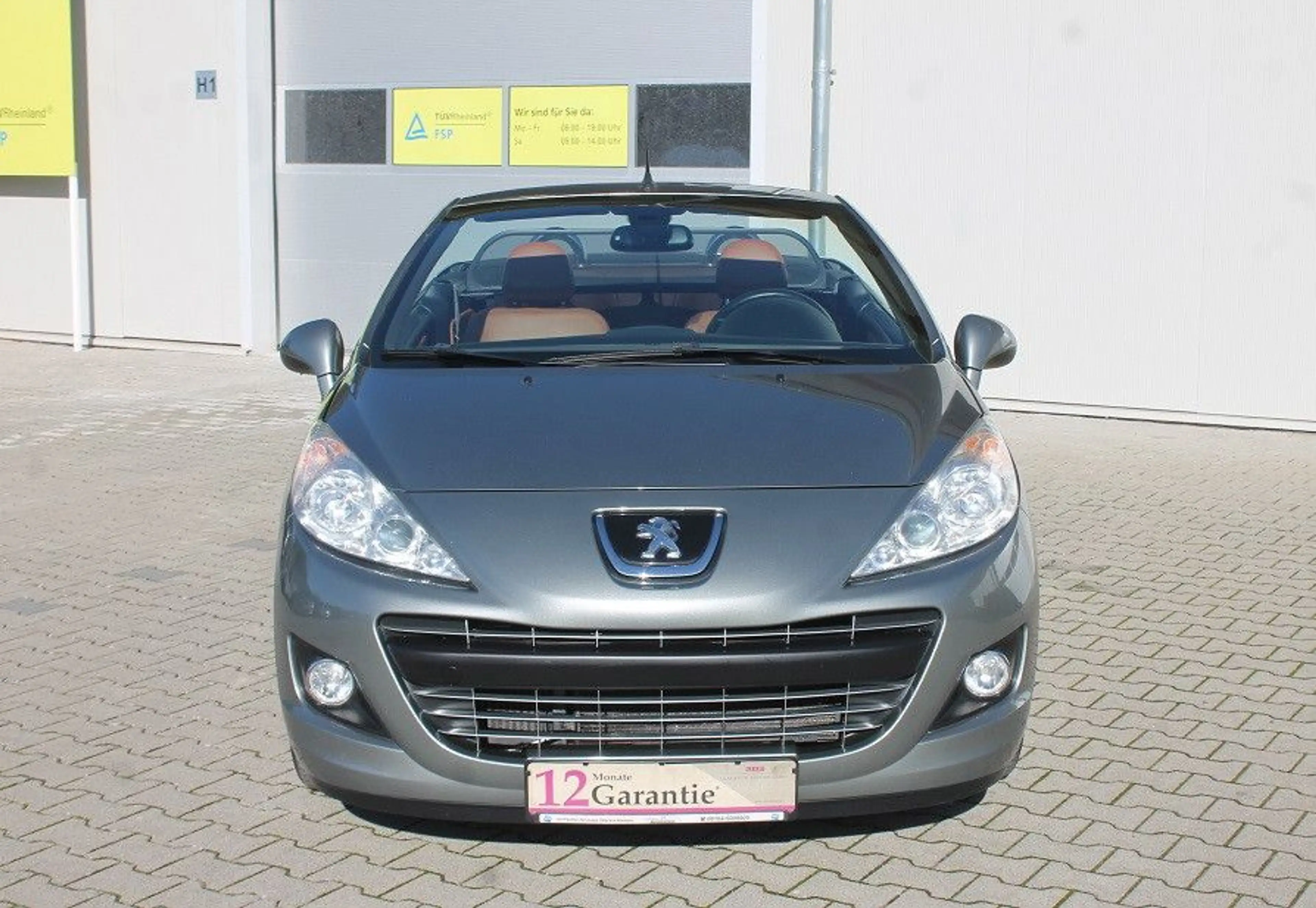 Peugeot 207 CC, Tüv, Insp+Bremsen neu!,gepfl,Leder,Finanz — photo 3