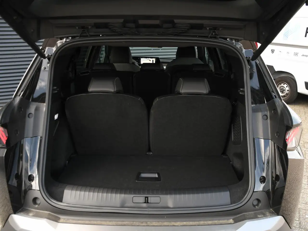 Peugeot 5008 2026 — фото 13