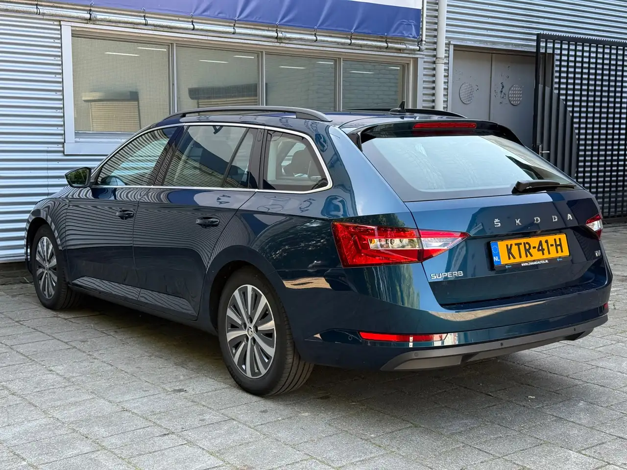 Skoda Superb Combi 1.4 TSI iV Business Edition Plus Plug In Hyb, миниатюра 4