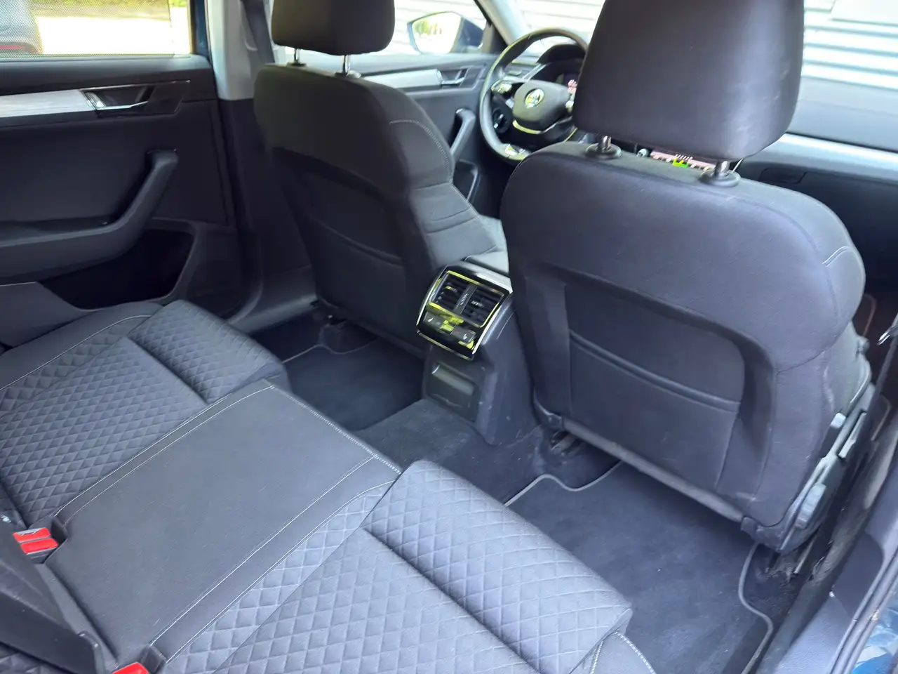 Skoda Superb Combi 1.4 TSI iV Business Edition Plus Plug In Hyb, миниатюра 10