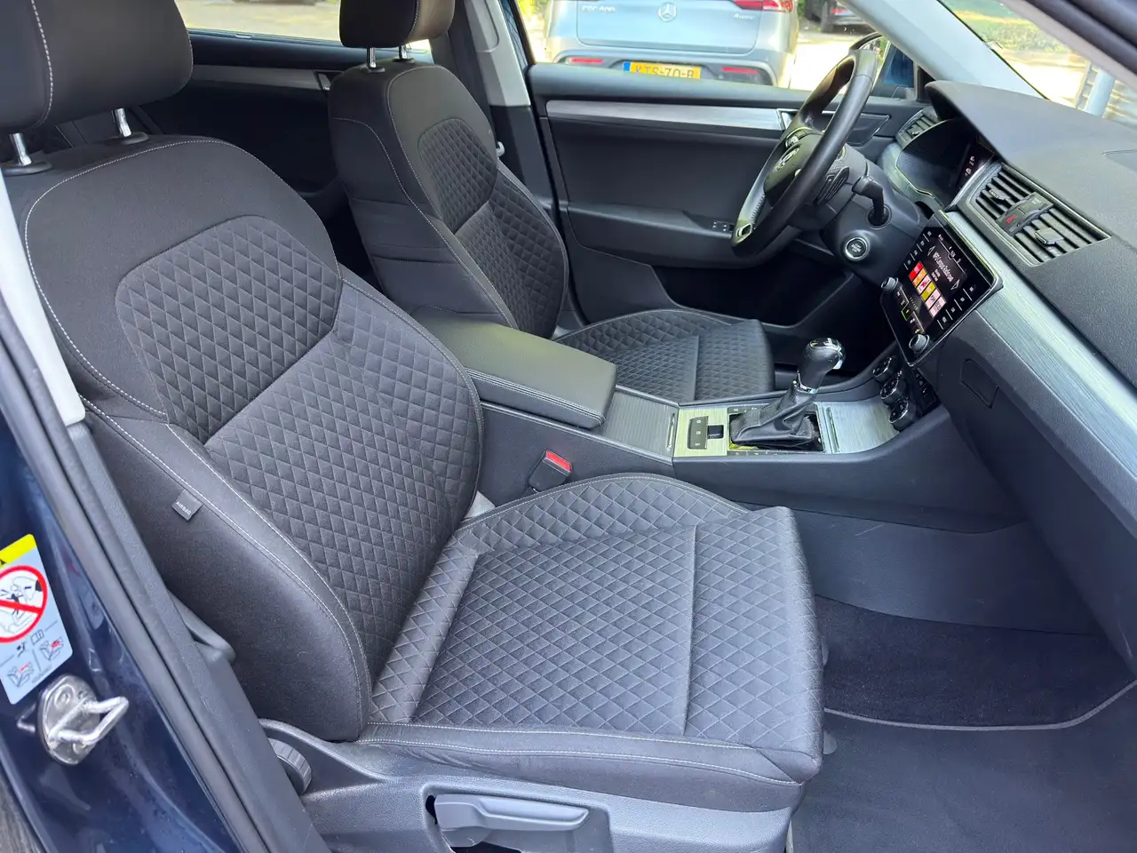 Skoda Superb Combi 1.4 TSI iV Business Edition Plus Plug In Hyb, миниатюра 12