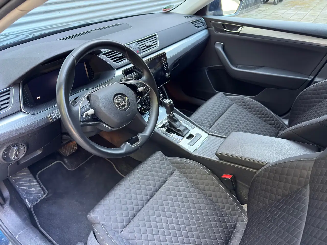 Skoda Superb Combi 1.4 TSI iV Business Edition Plus Plug In Hyb, миниатюра 16