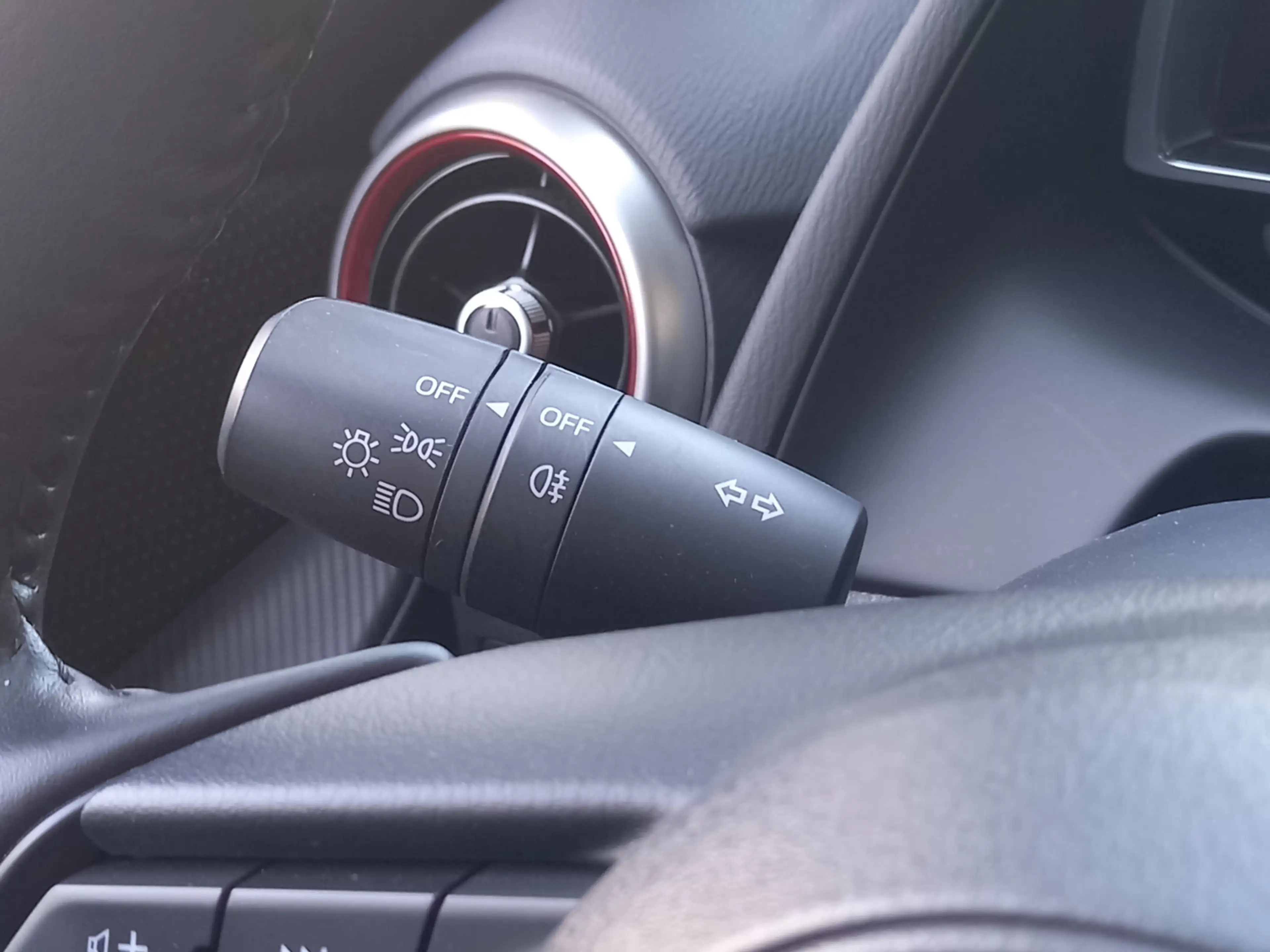 Mazda 2 1.5 Skyactiv-G Sportive automaat! — photo 11