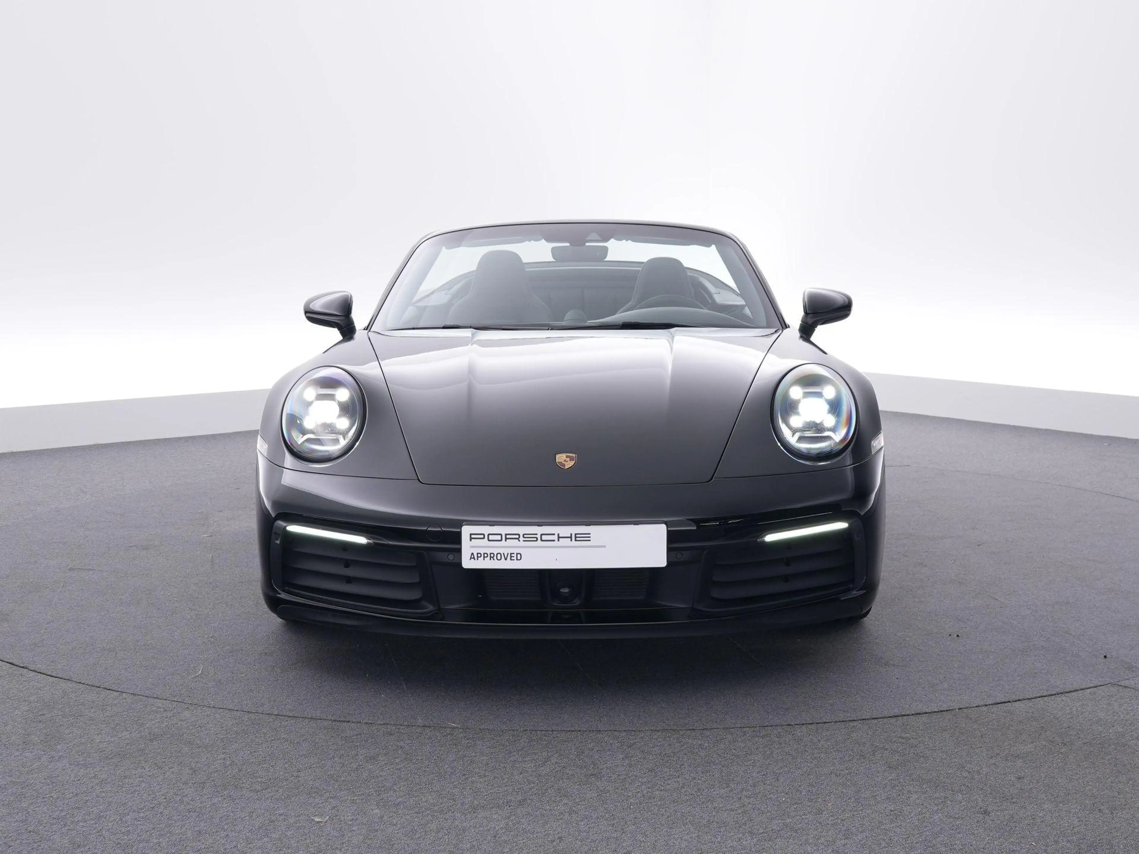 Porsche 992 Cabrio 3.0 Carrera S — photo 8