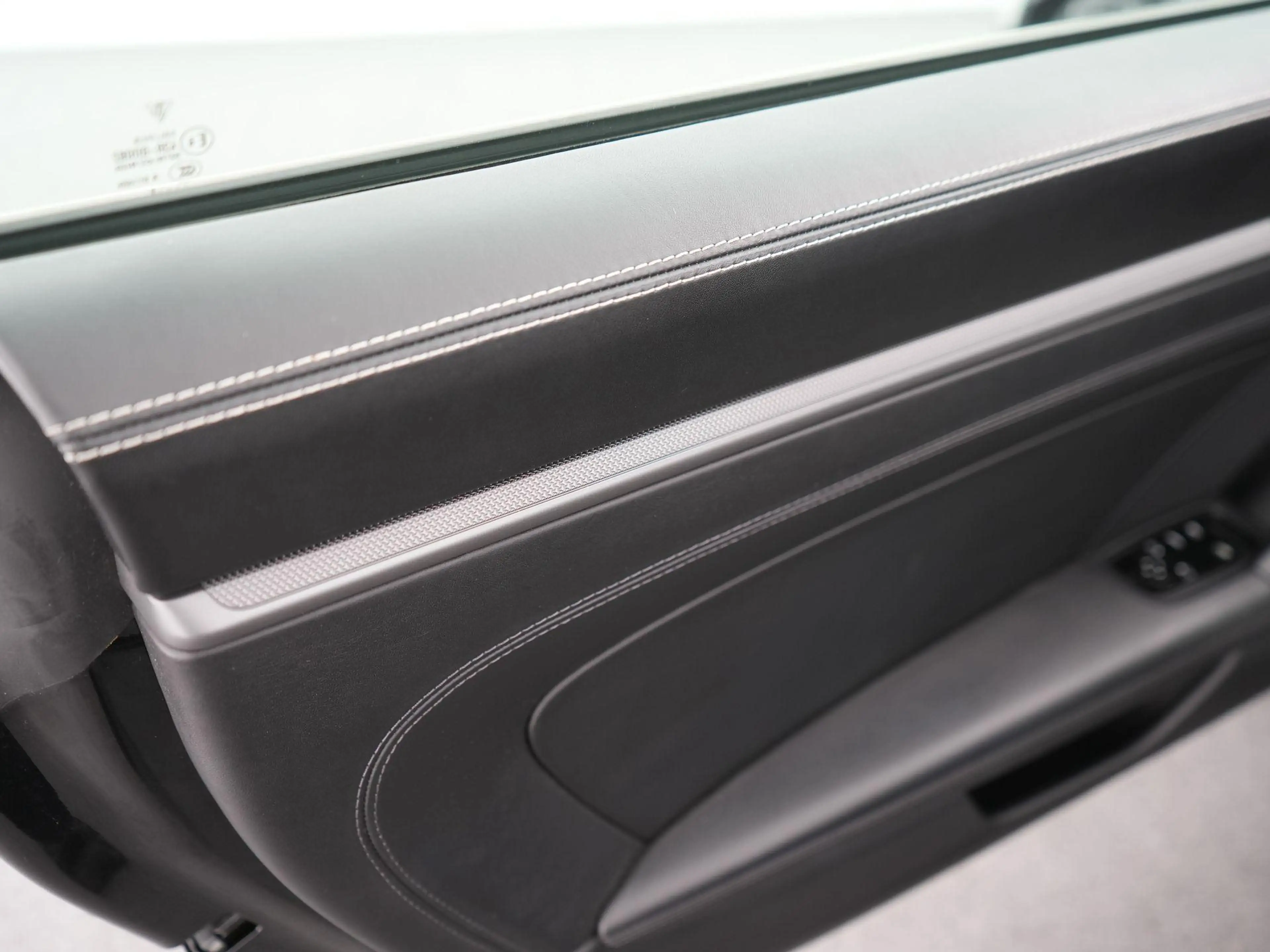 Porsche 992 Cabrio 3.0 Carrera S — photo 14