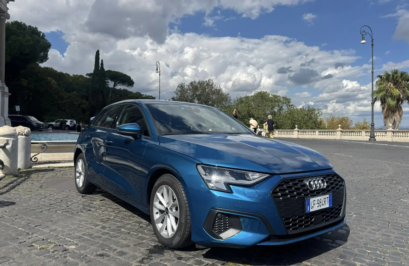 Audi A3 Sportback 35 1.5 tfsi mhev Advanced iva esposta Bleu - 2