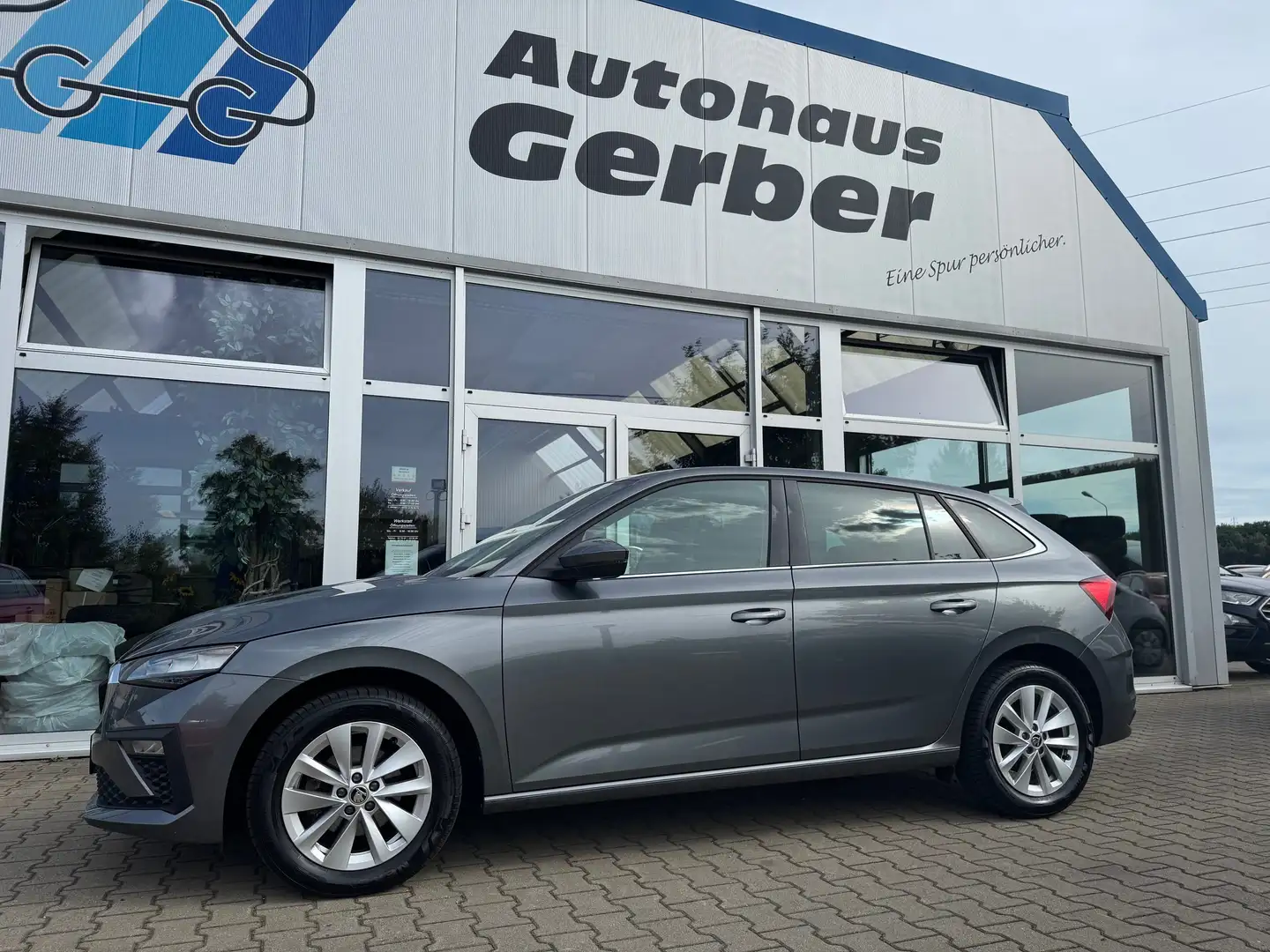 Skoda Scala Kombi in Grau vorführfahrzeug in Wilkau-Haßlau für € 23.450