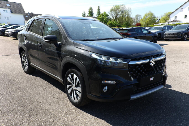 Suzuki S-Cross Comfort+ 1.4 MHEV Aut. Pano 360° Leder 81 kW (1... — photo 2