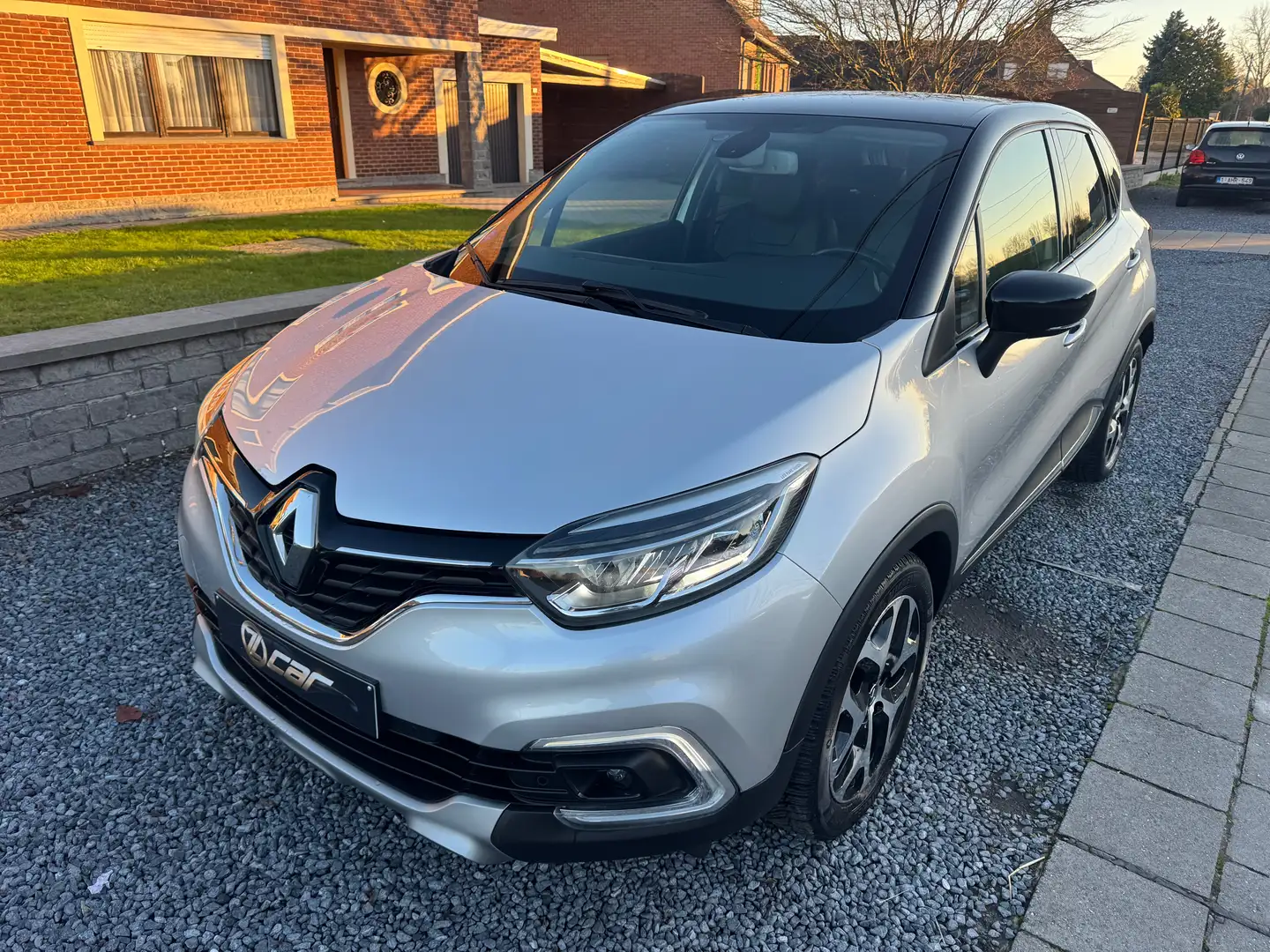 Renault Captur Captur 1.2 TCe Energy Intens EDC NAVI/CUIR/JANTES Gris - 1