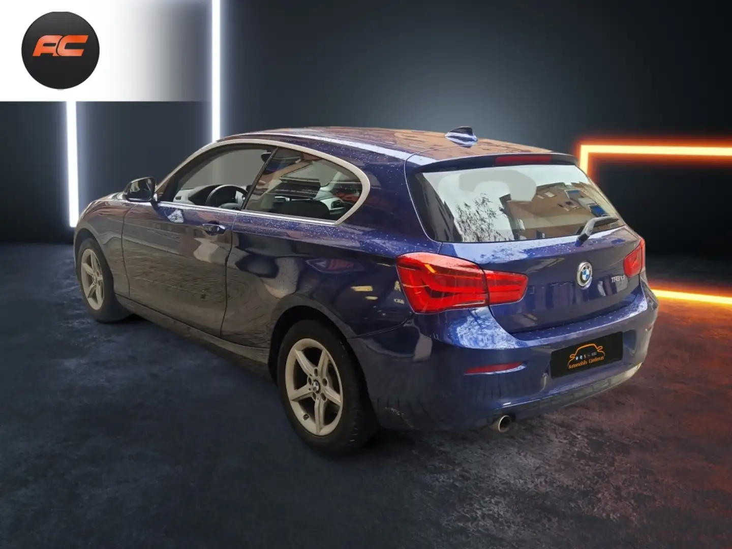 BMW 118 118dA Bleu - 2