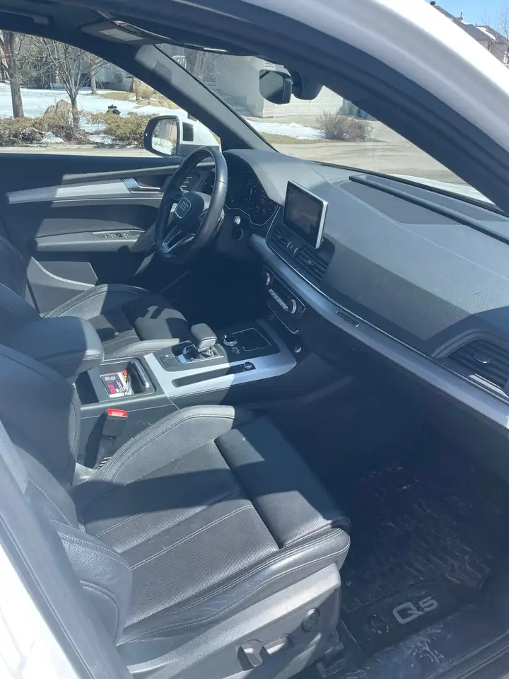 Audi Q5 снимка Audi Q5