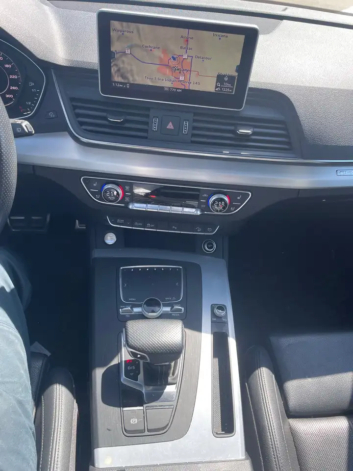 Audi Q5 снимка Audi Q5