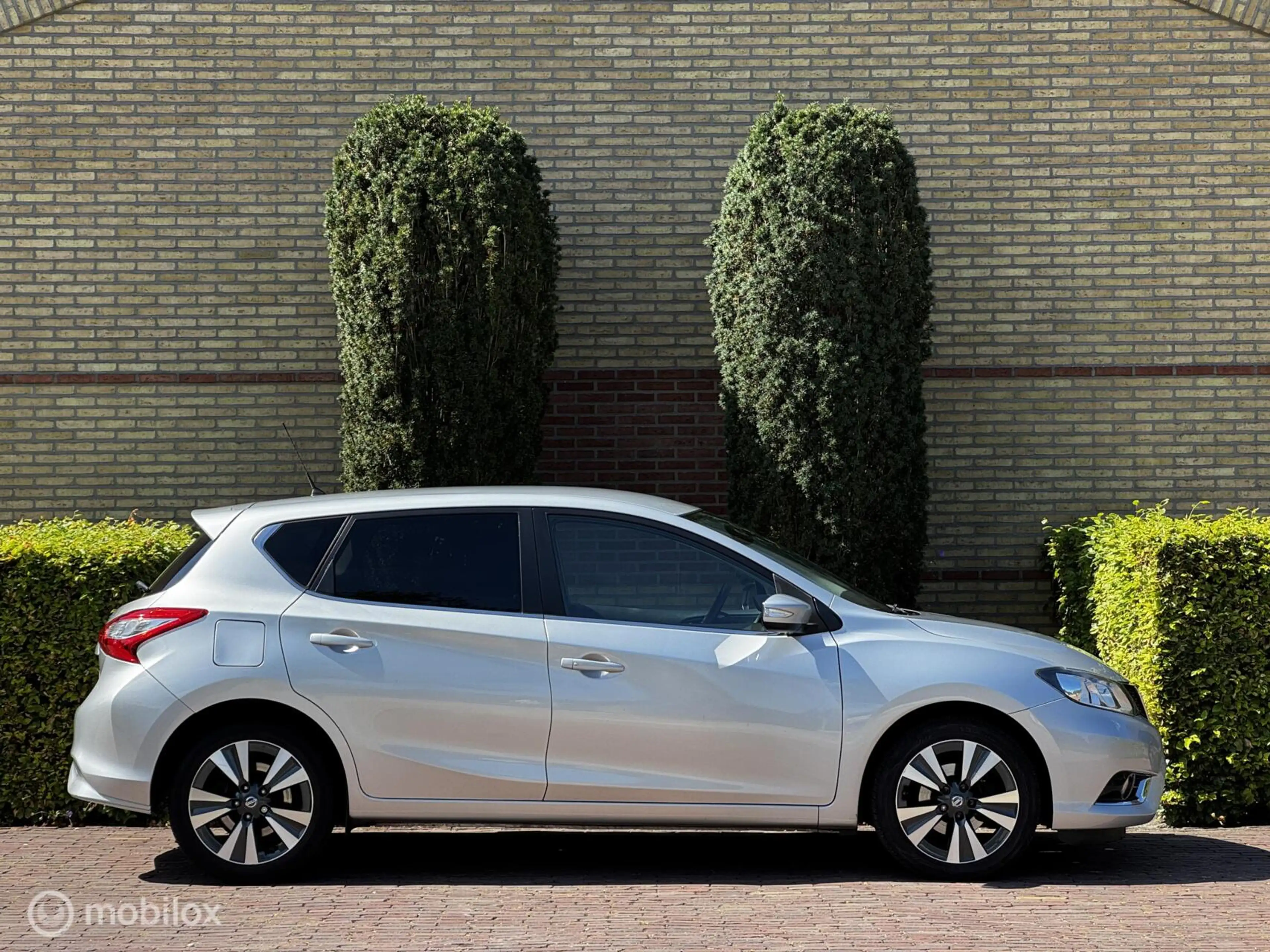 Nissan Pulsar 1.2 DIG-T N-Connecta Dealer.O.H.*Camera*Cruise*Nav — photo 4