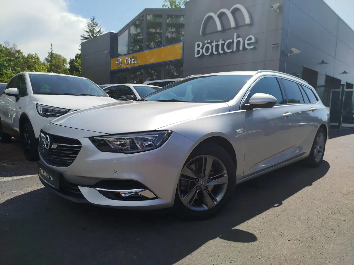 Opel Insignia Dynamic 4x4 2.0 16V CDTI Zilver - 2