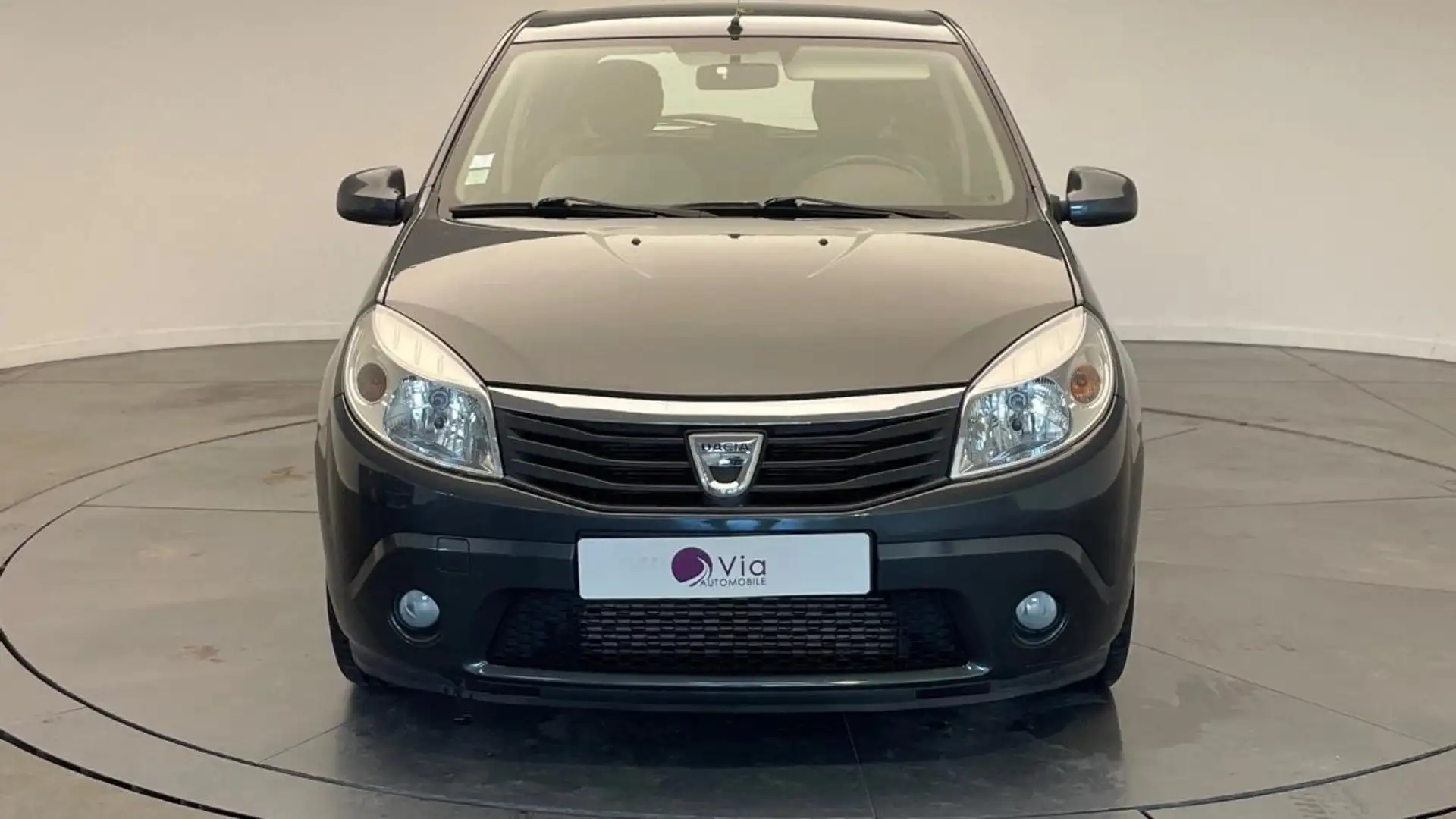 Dacia Sandero 1.5 DCI 90 LAUREATE Noir - 2