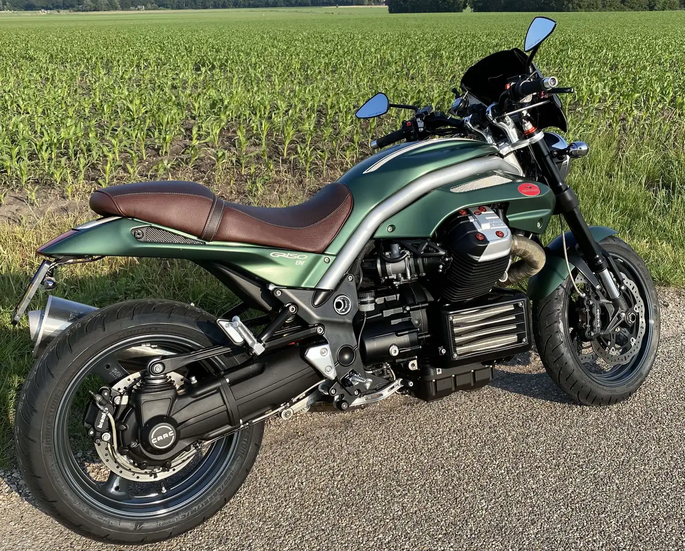 Moto Guzzi Griso 1200 Green - 1